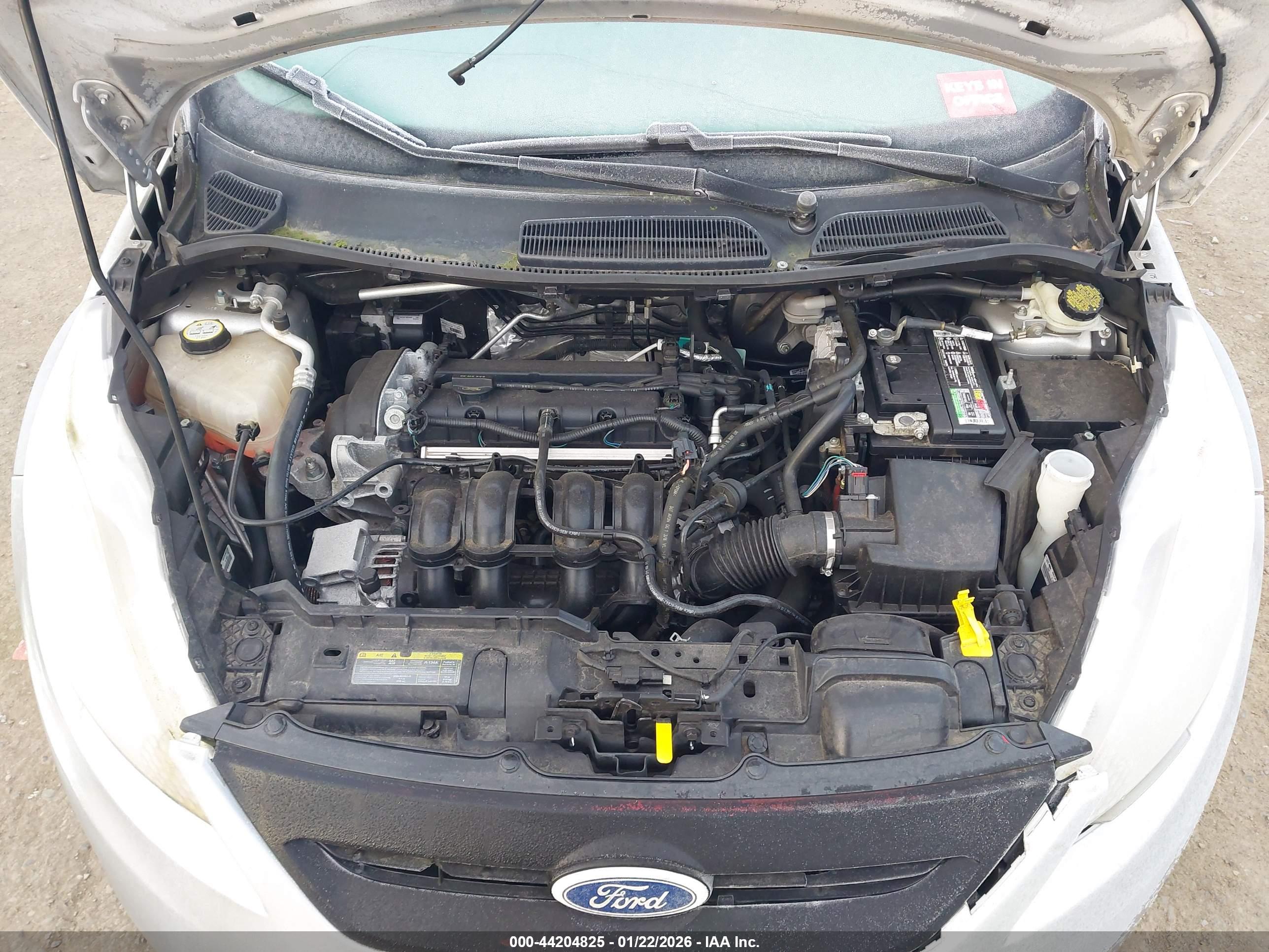 FORD FIESTA image 10