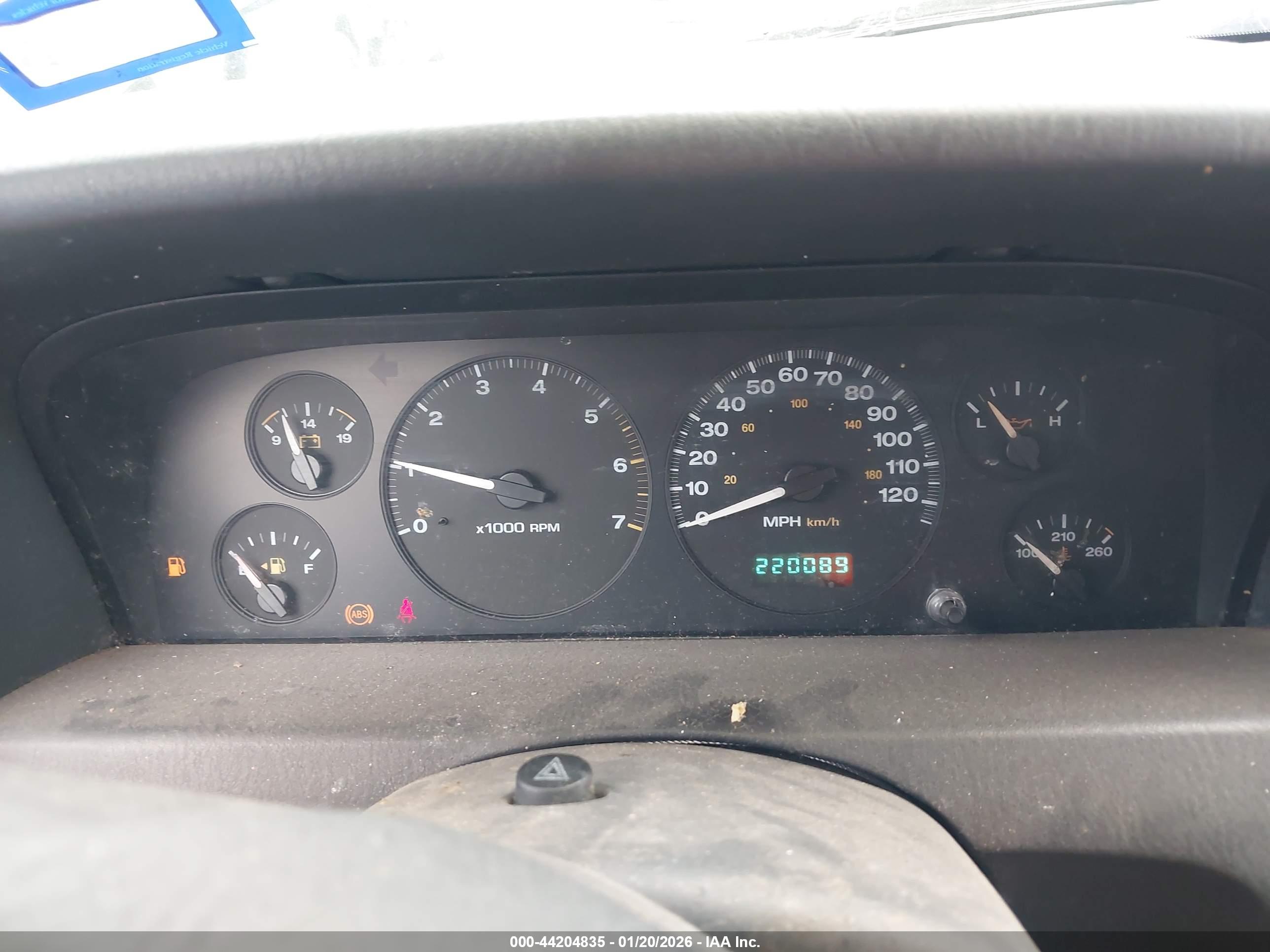 JEEP GRAND image 7