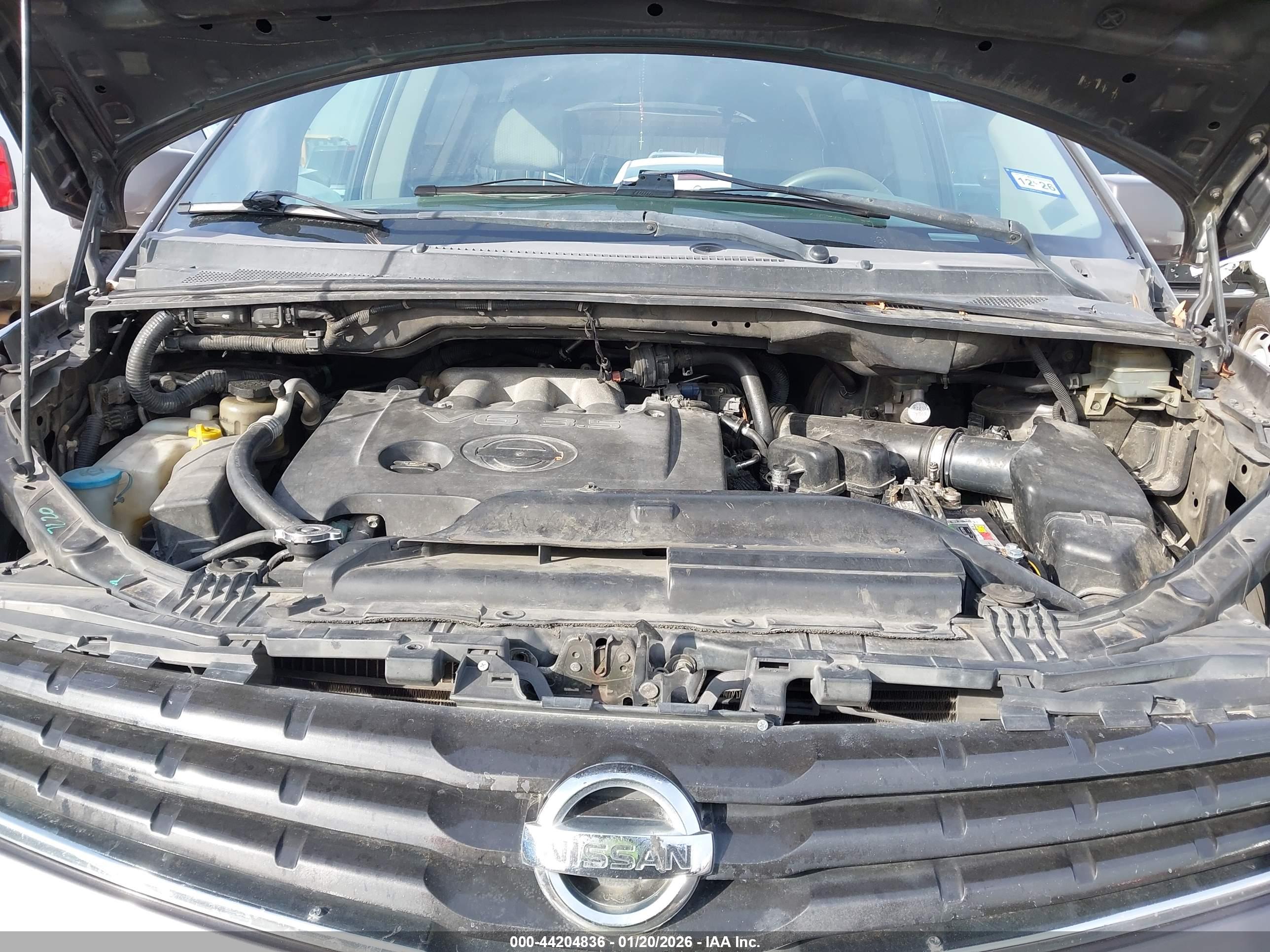 NISSAN QUEST image 10