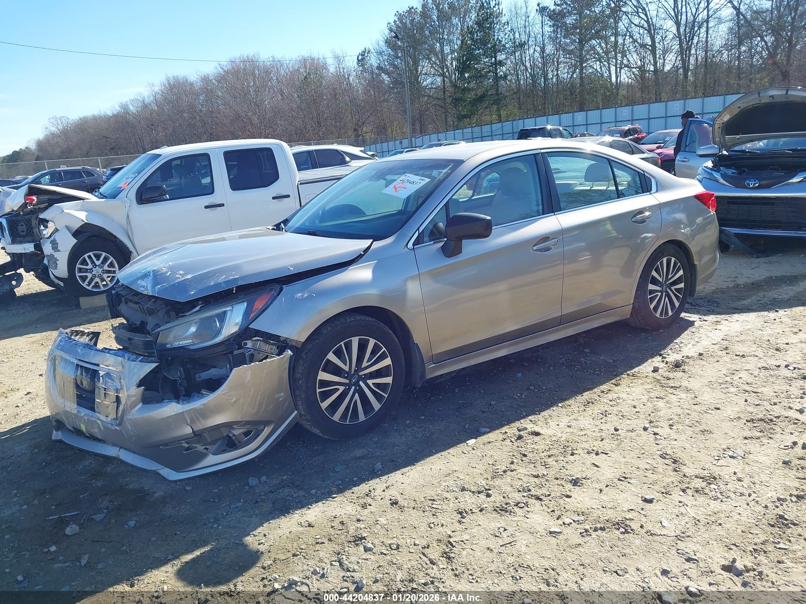 SUBARU LEGACY image 2