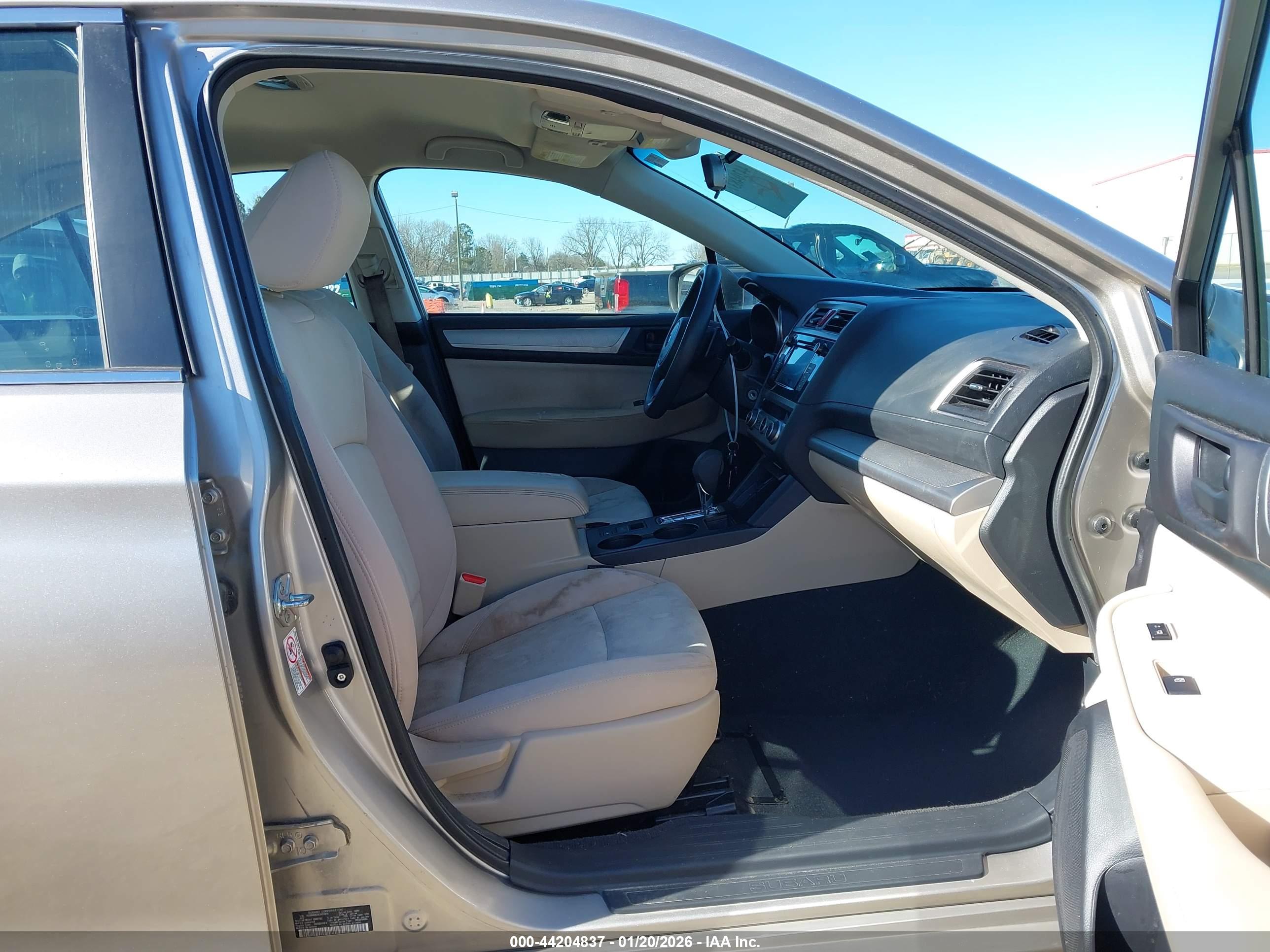 SUBARU LEGACY image 5