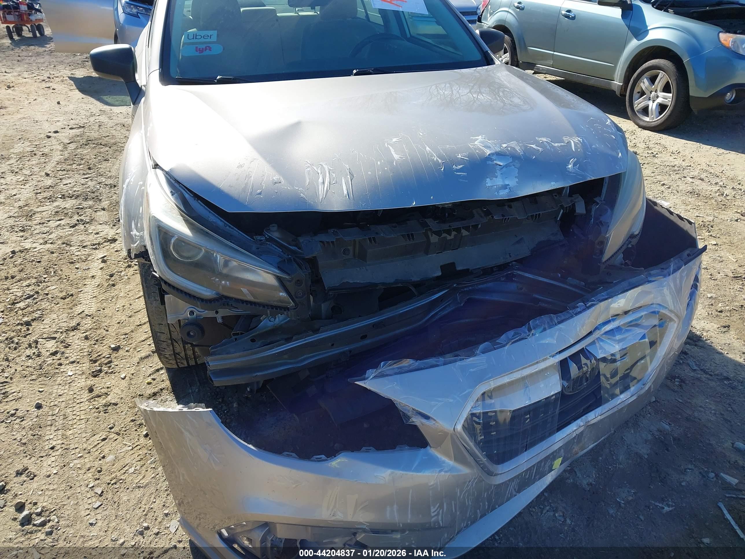 SUBARU LEGACY image 6
