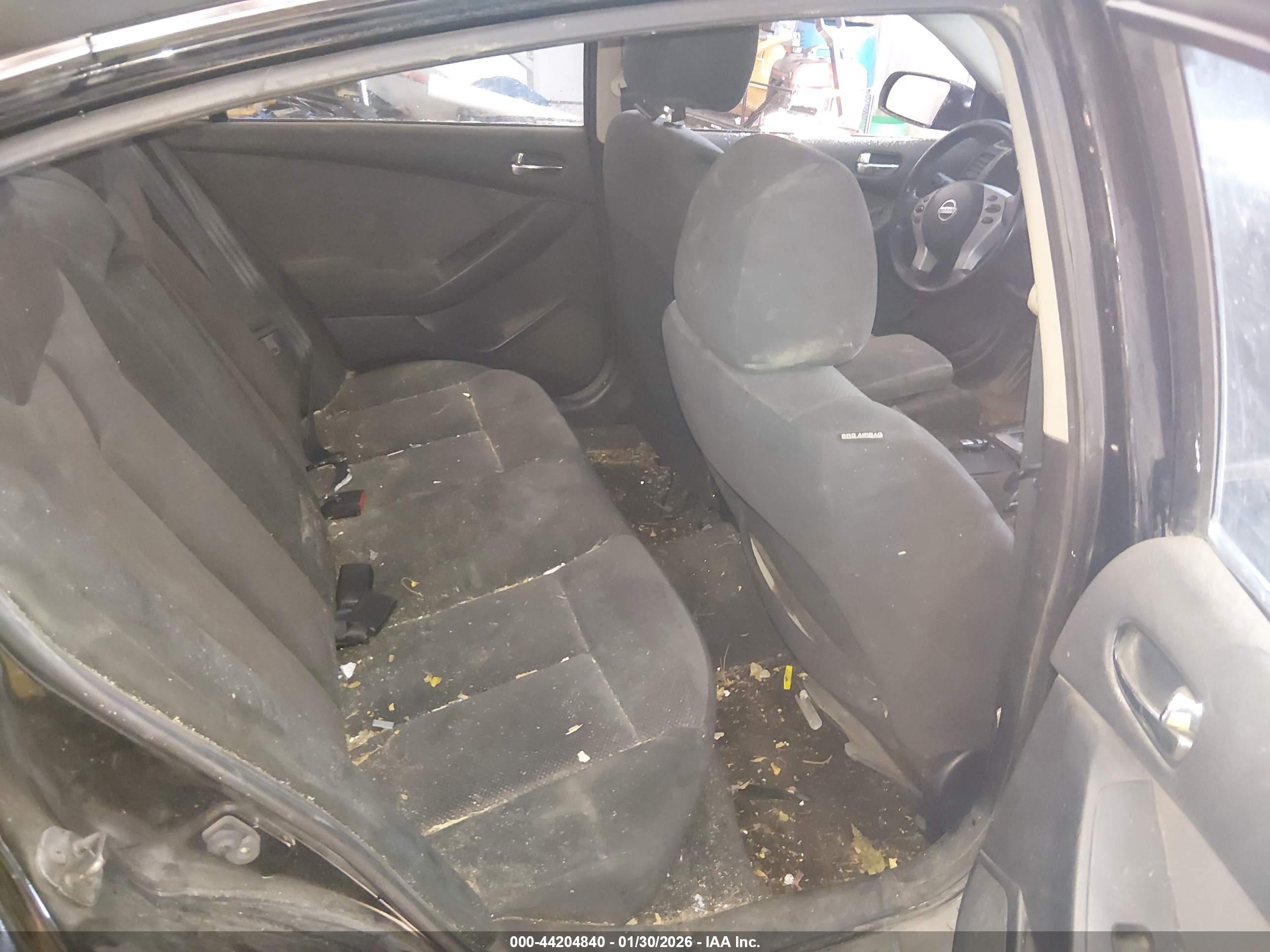 NISSAN ALTIMA image 8