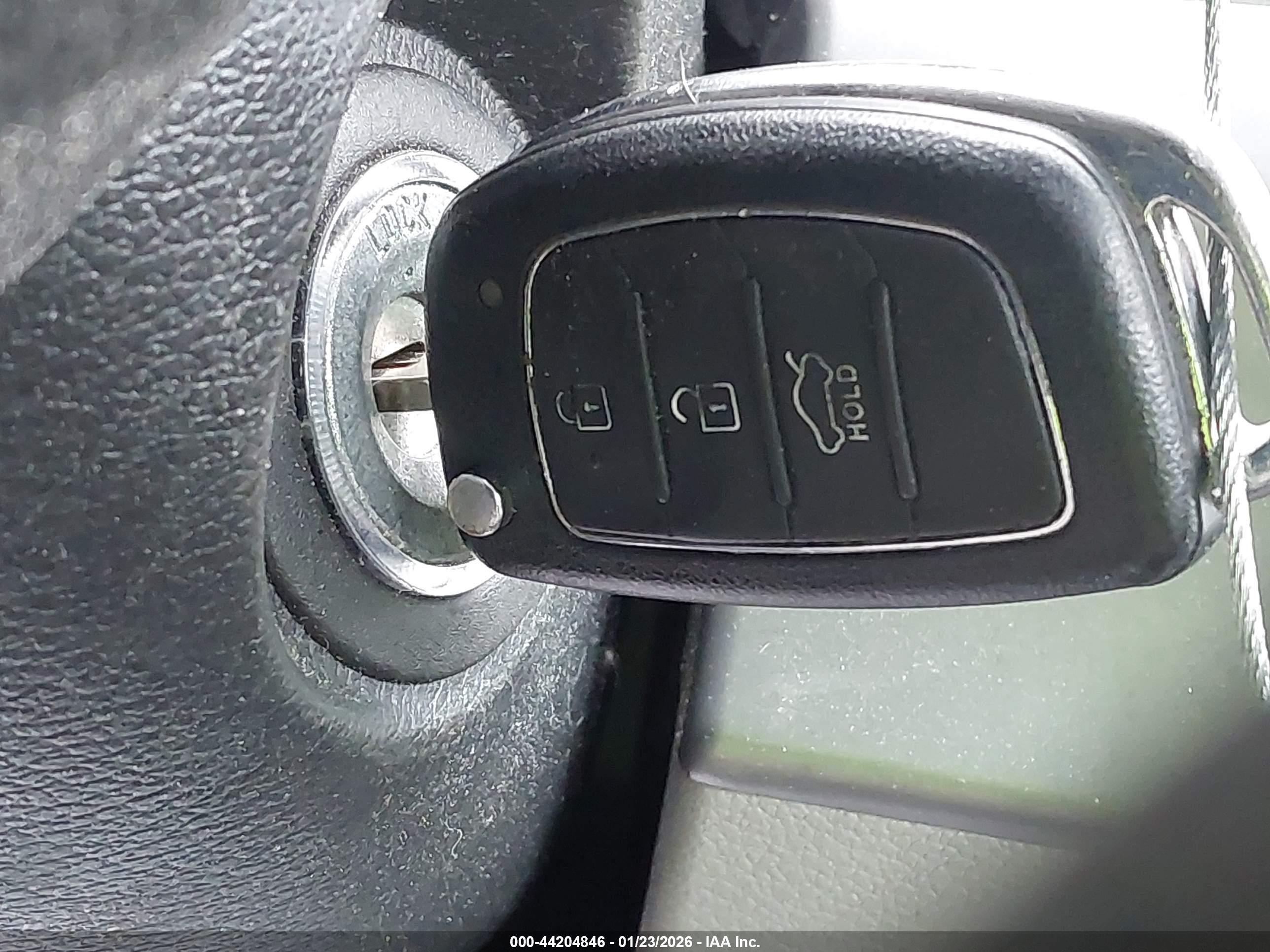 HYUNDAI SONATA image 11
