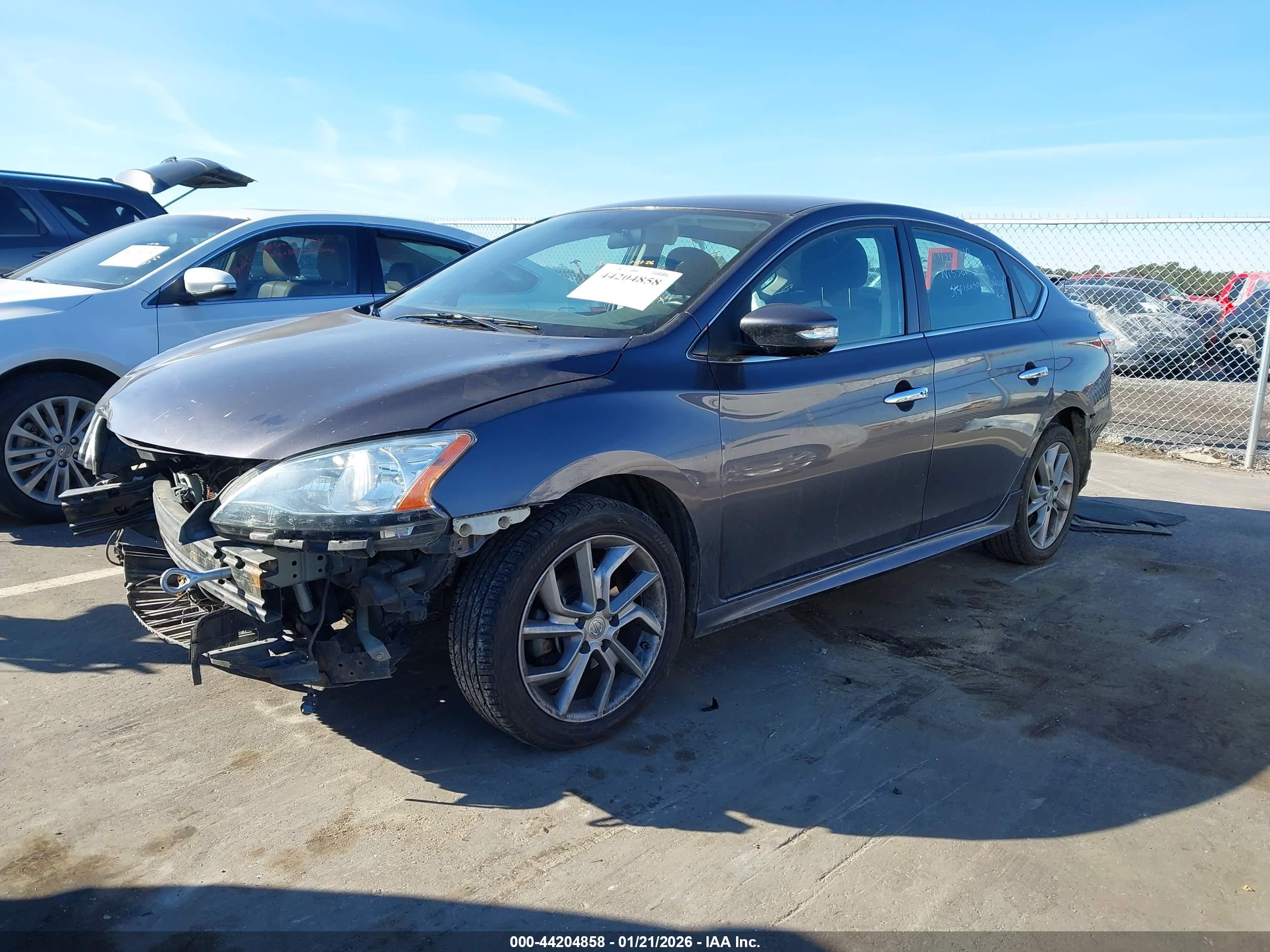 NISSAN SENTRA image 2