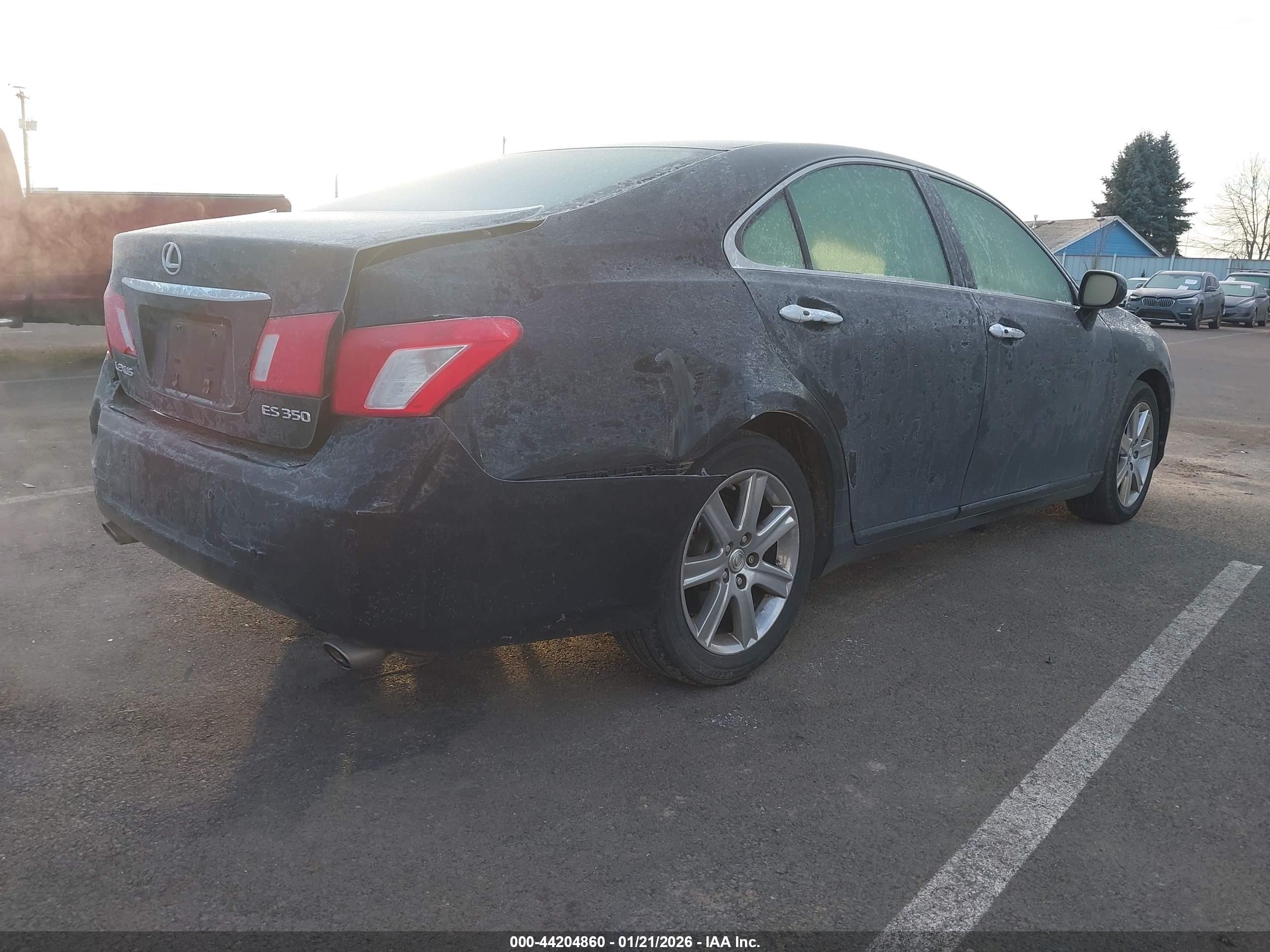 LEXUS ES image 4