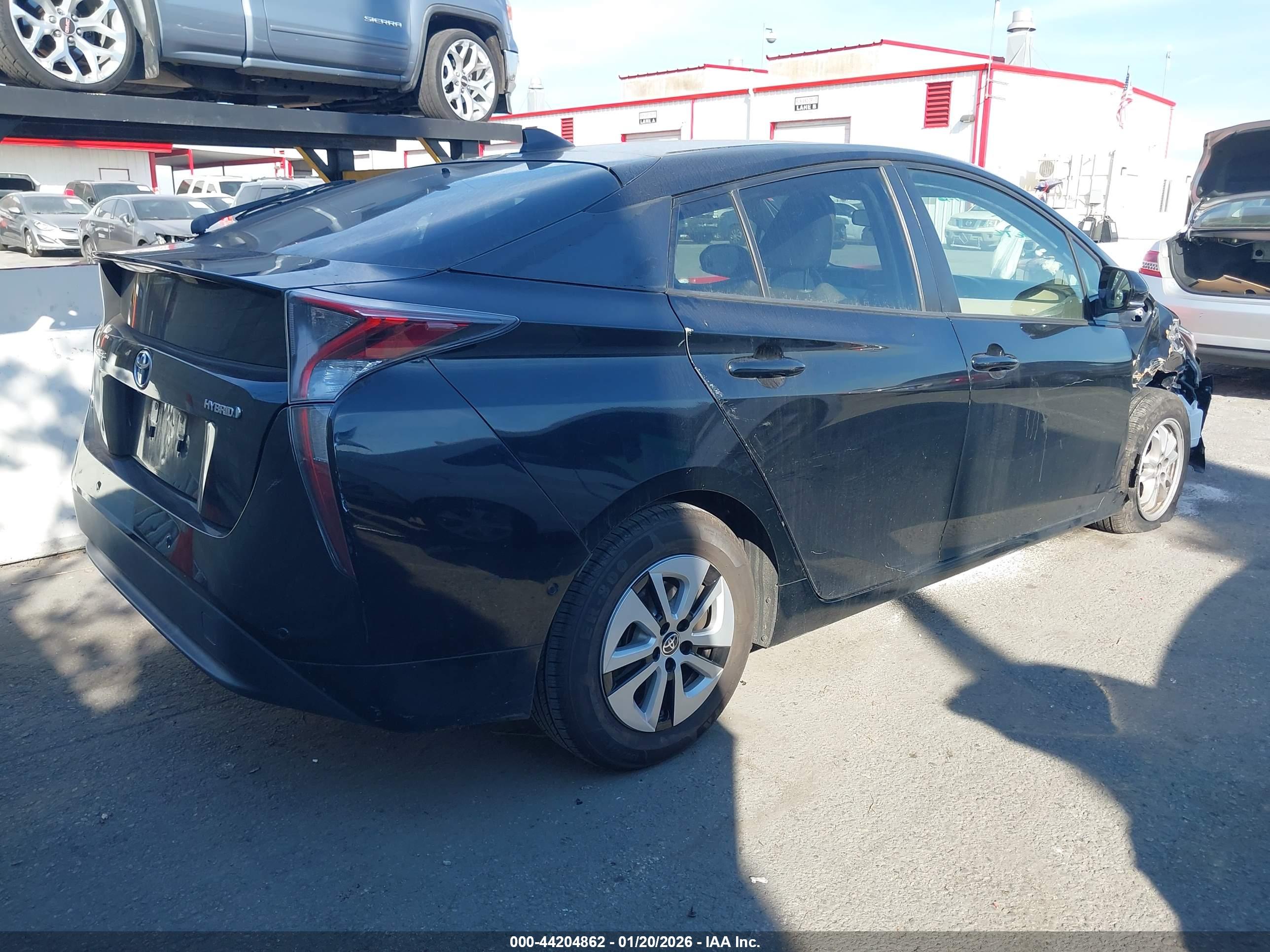 TOYOTA PRIUS image 4