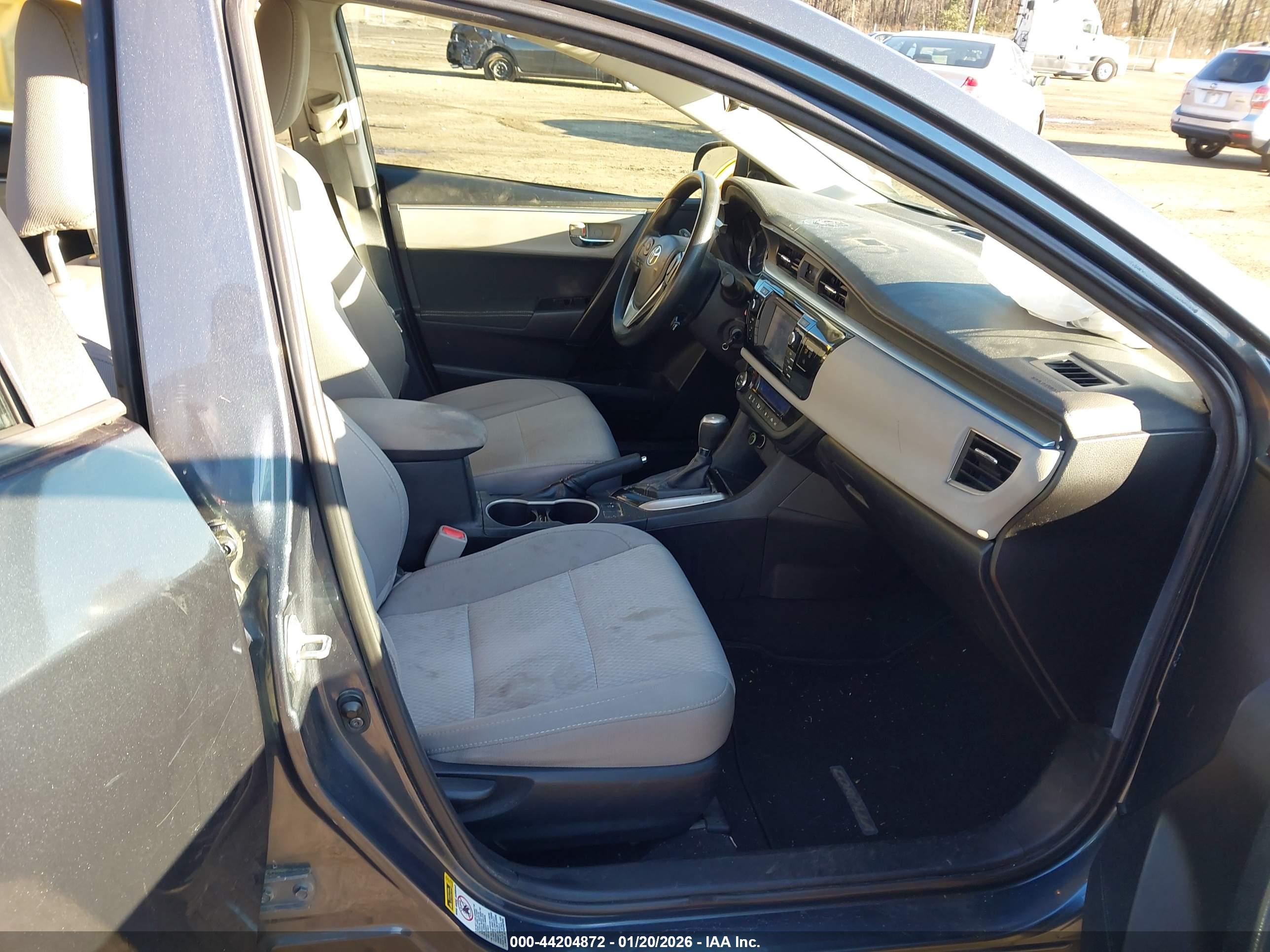 TOYOTA COROLLA image 5