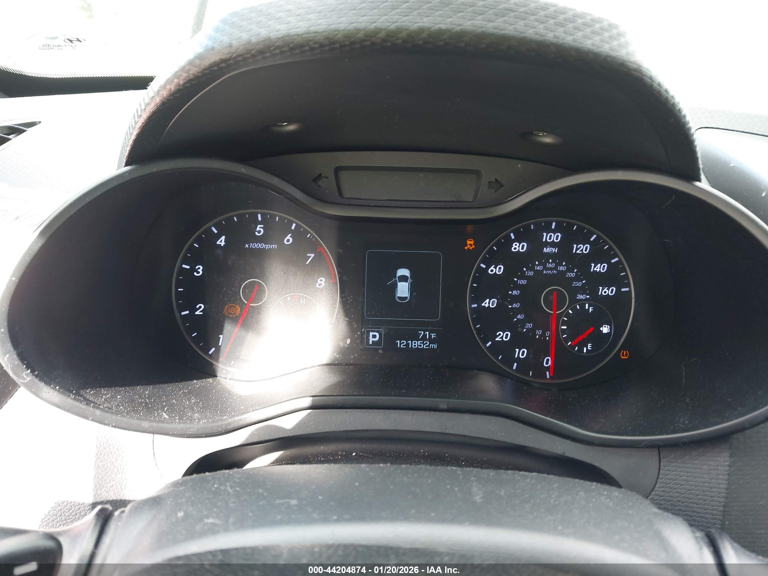 HYUNDAI VELOSTER image 7