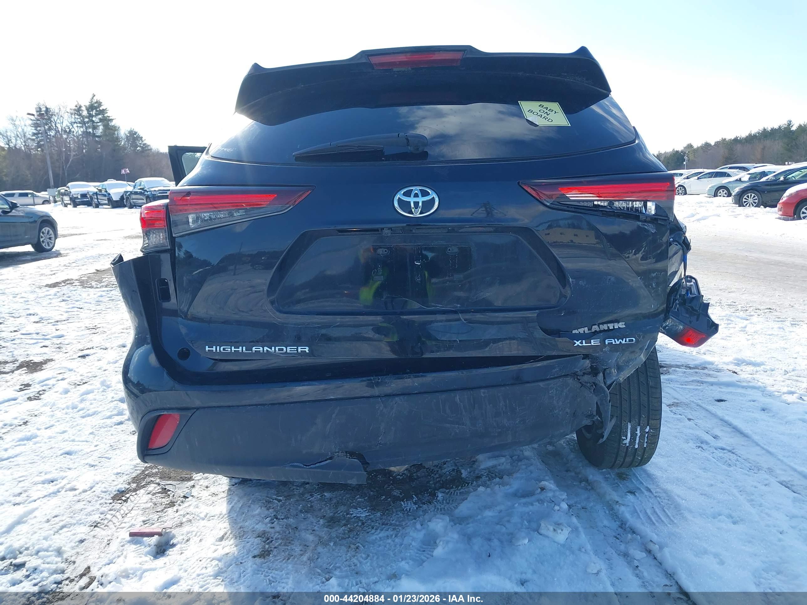 TOYOTA HIGHLANDER image 6