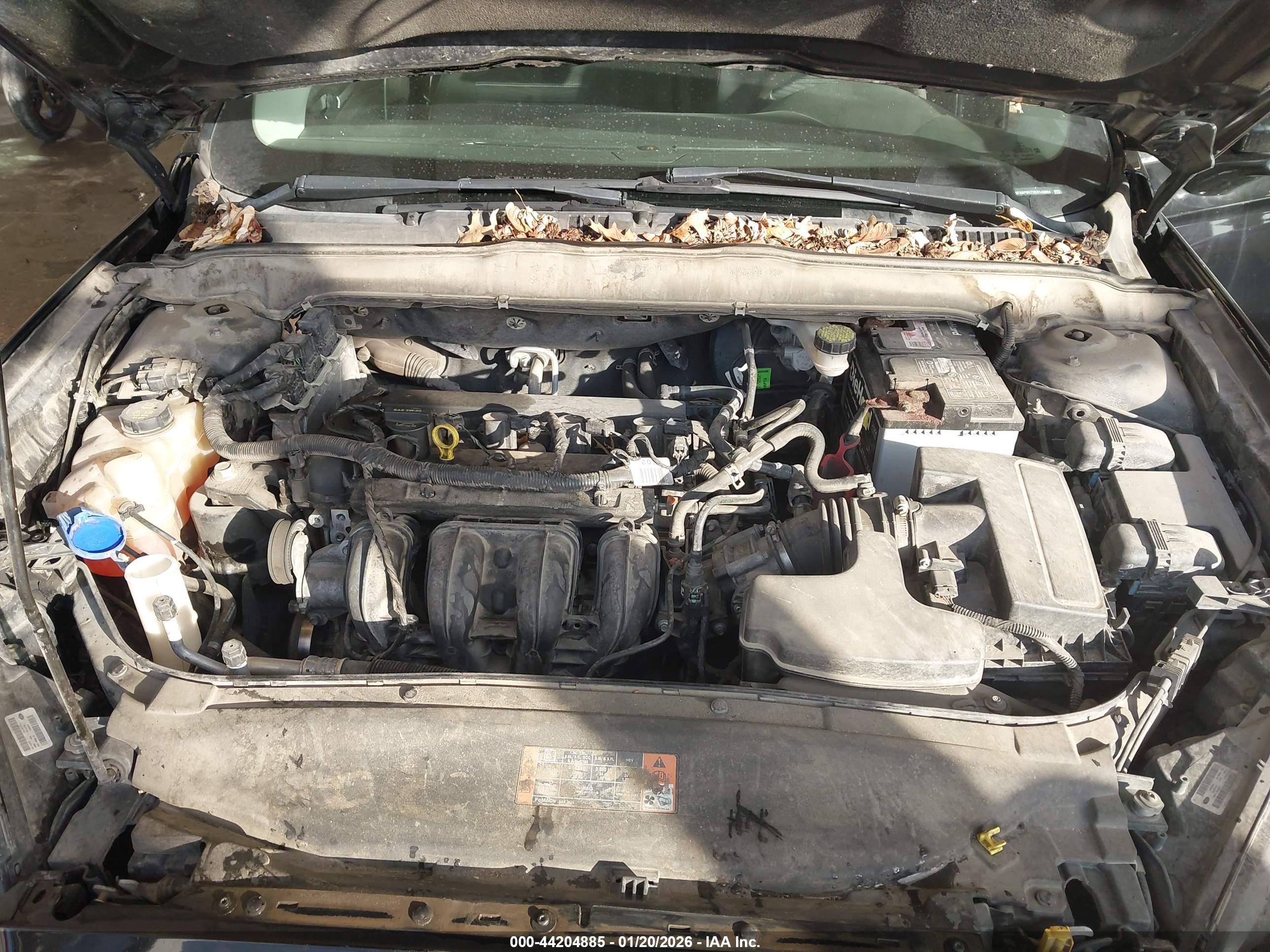 FORD FUSION image 10