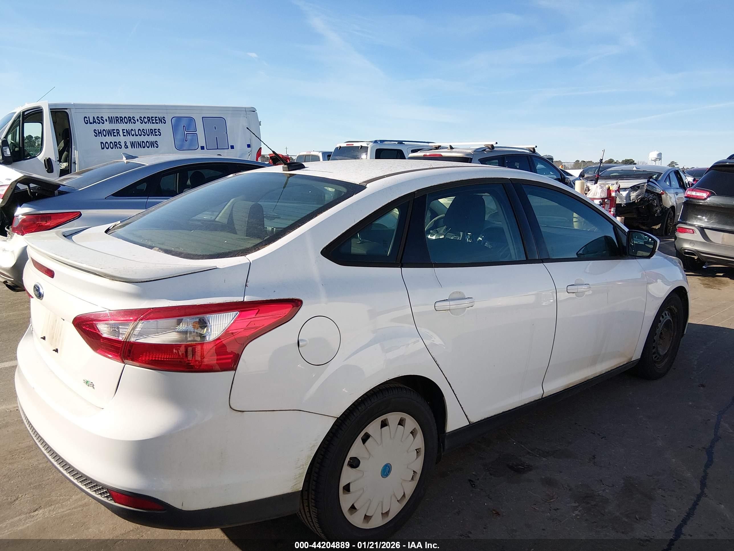 FORD FOCUS image 4