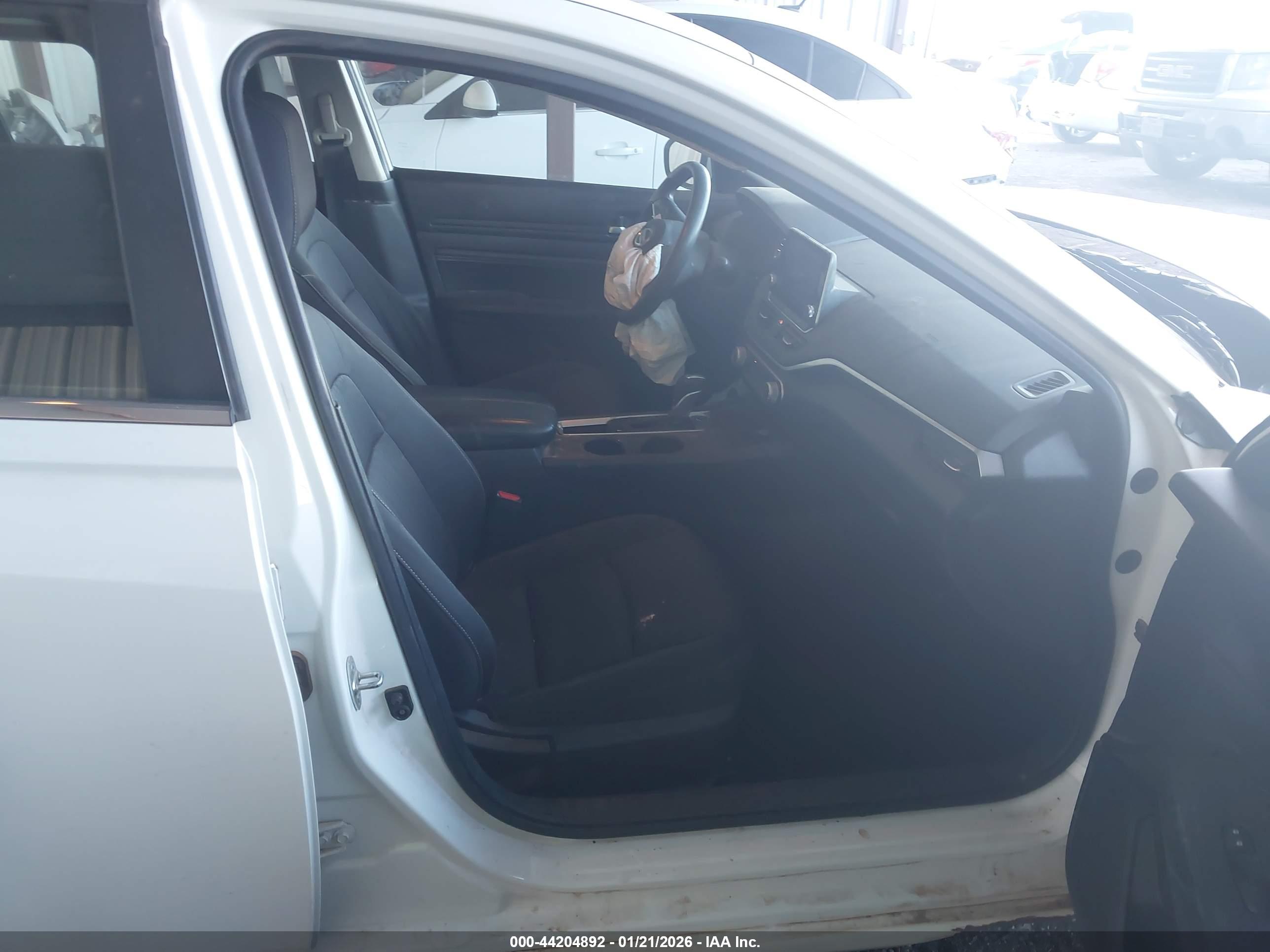 NISSAN ALTIMA image 5