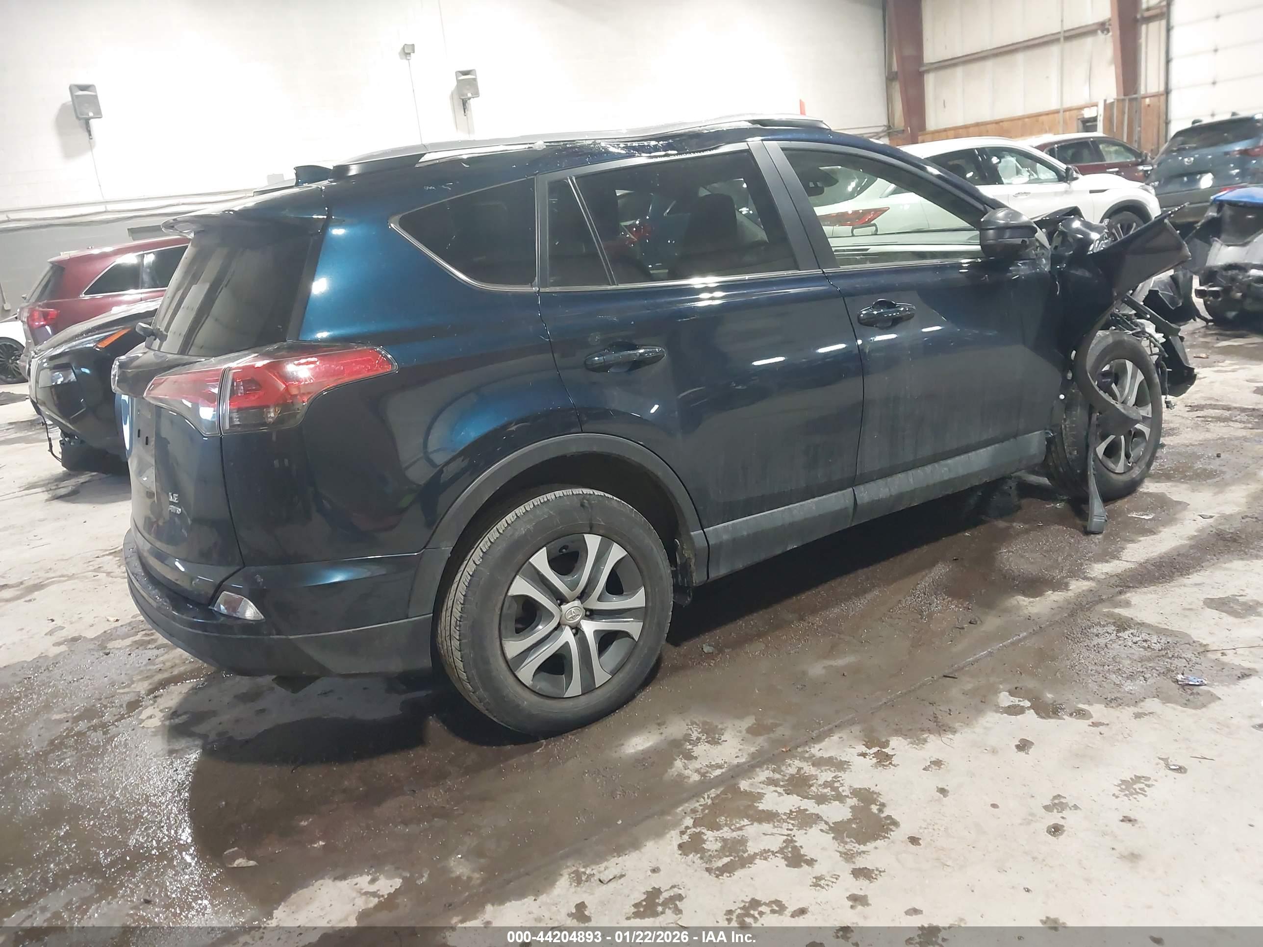 TOYOTA RAV4 image 4