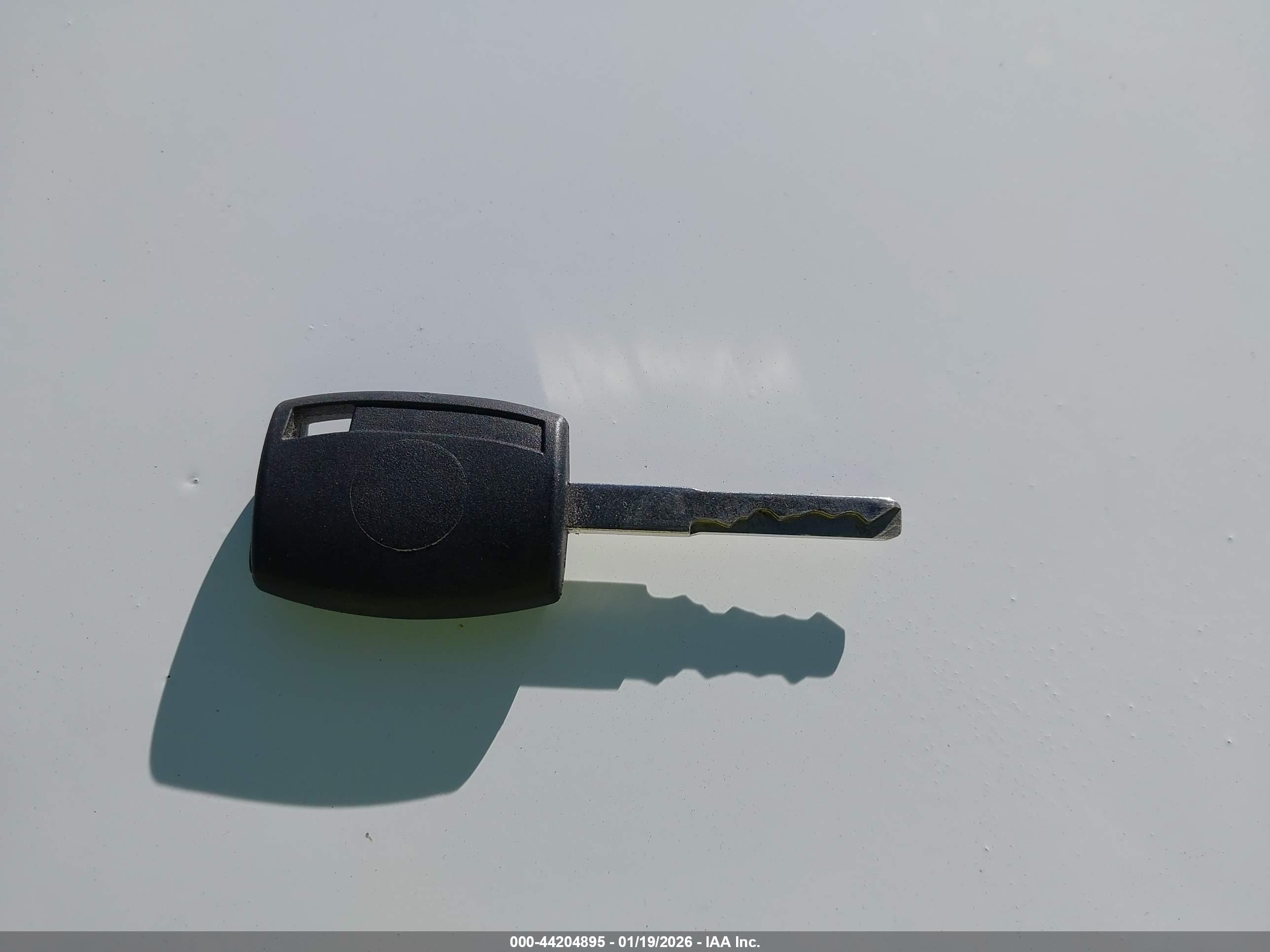 FORD FIESTA image 11