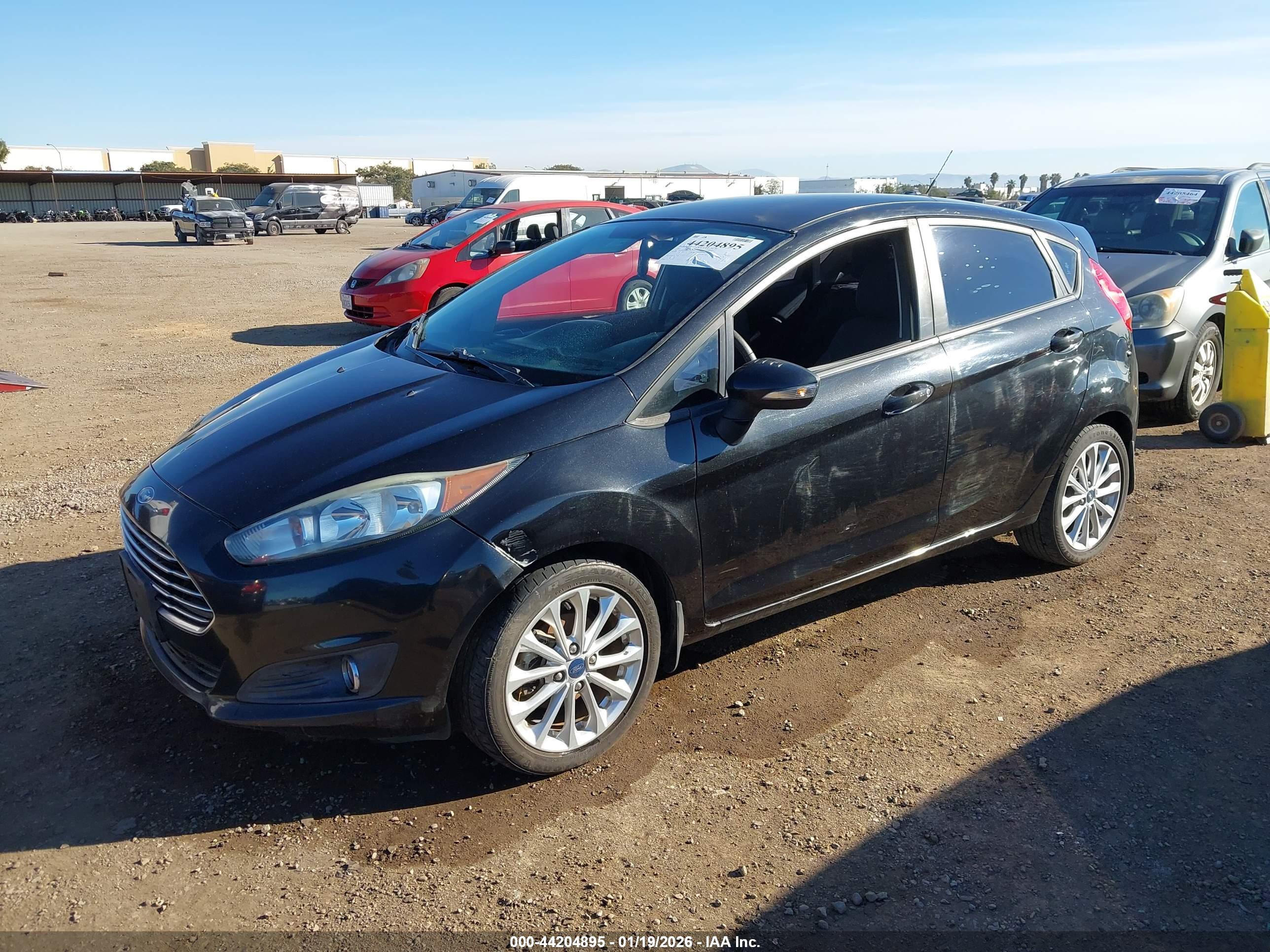 FORD FIESTA image 2
