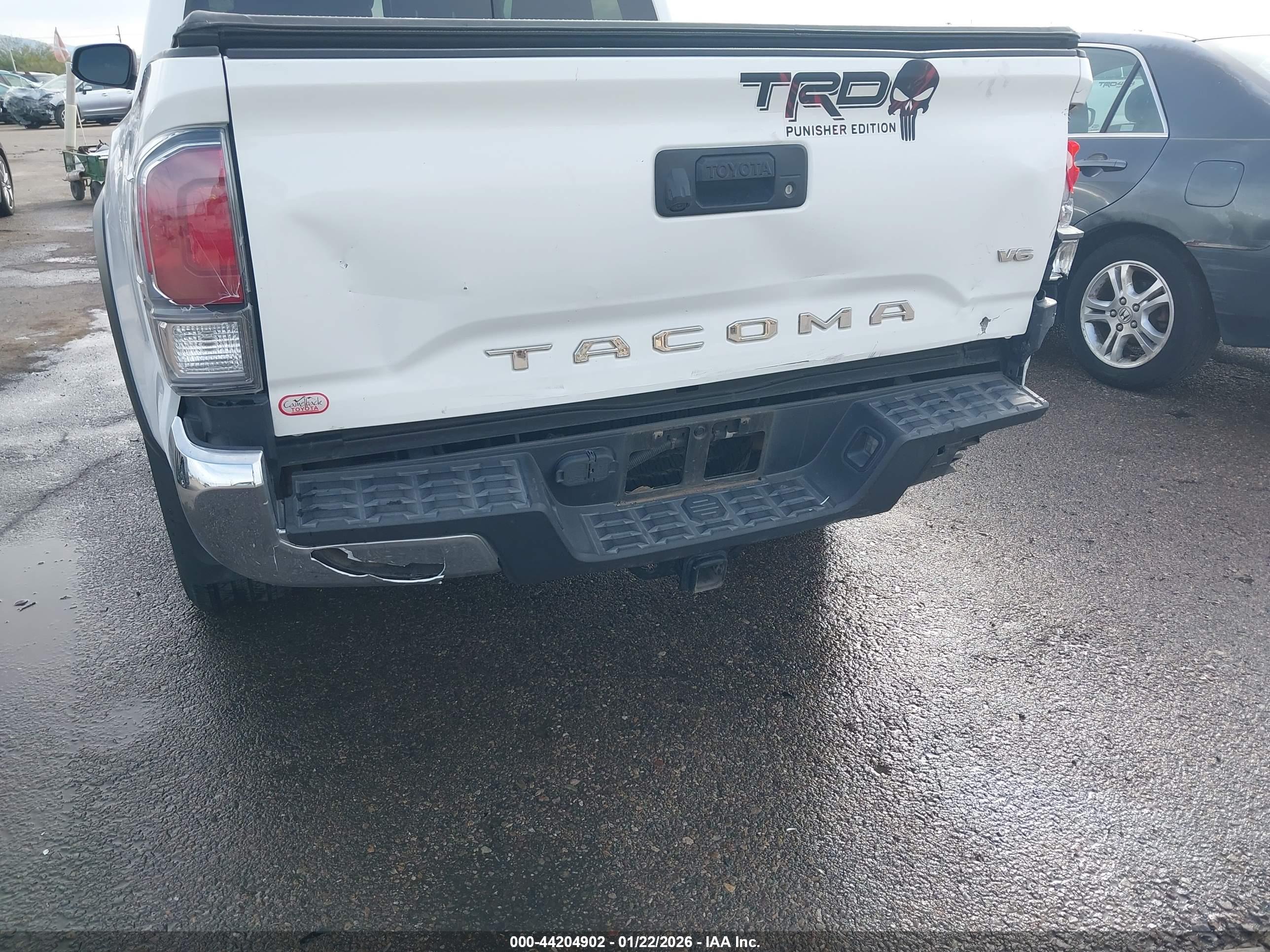 TOYOTA TACOMA image 6