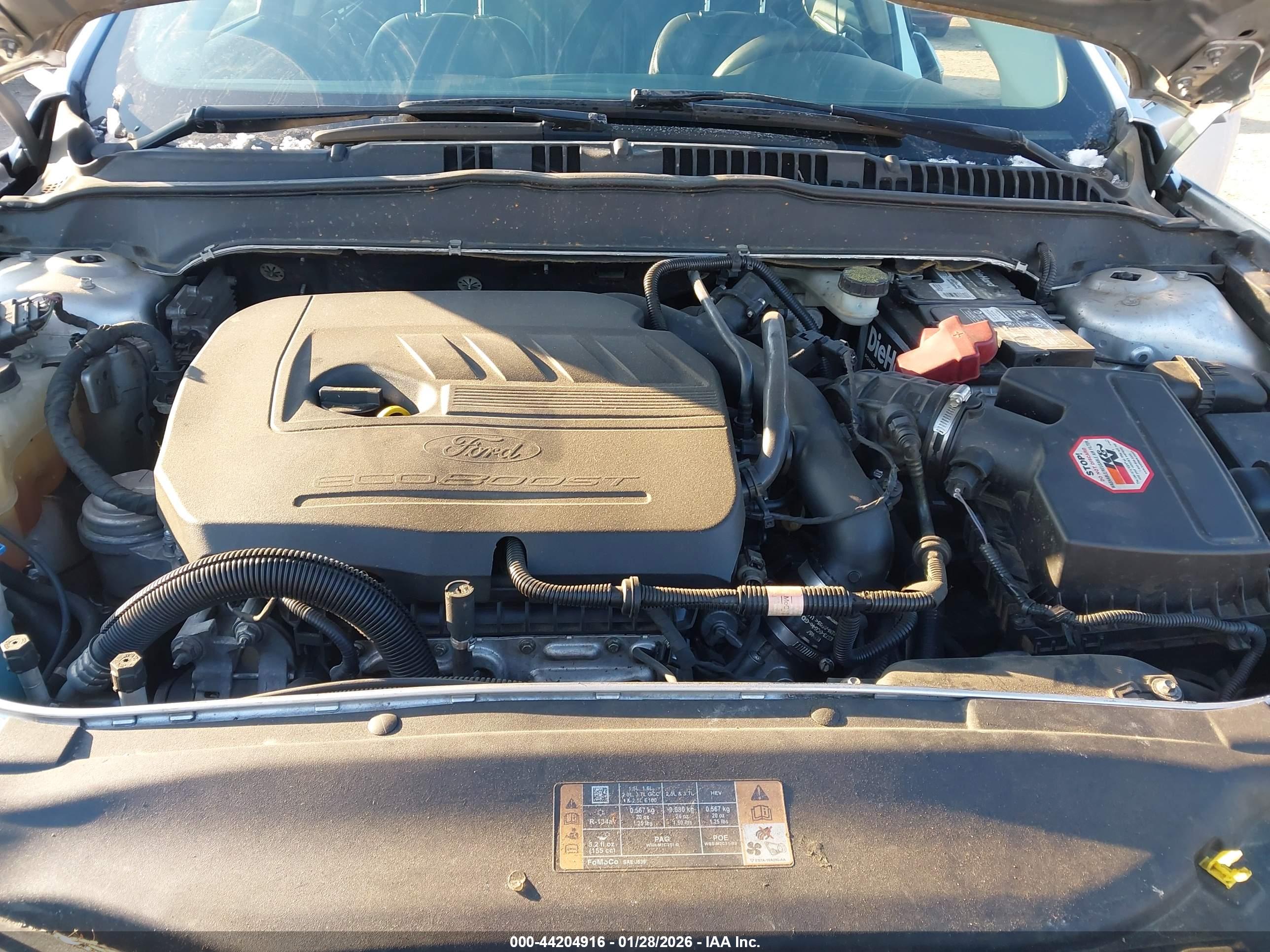 FORD FUSION image 10
