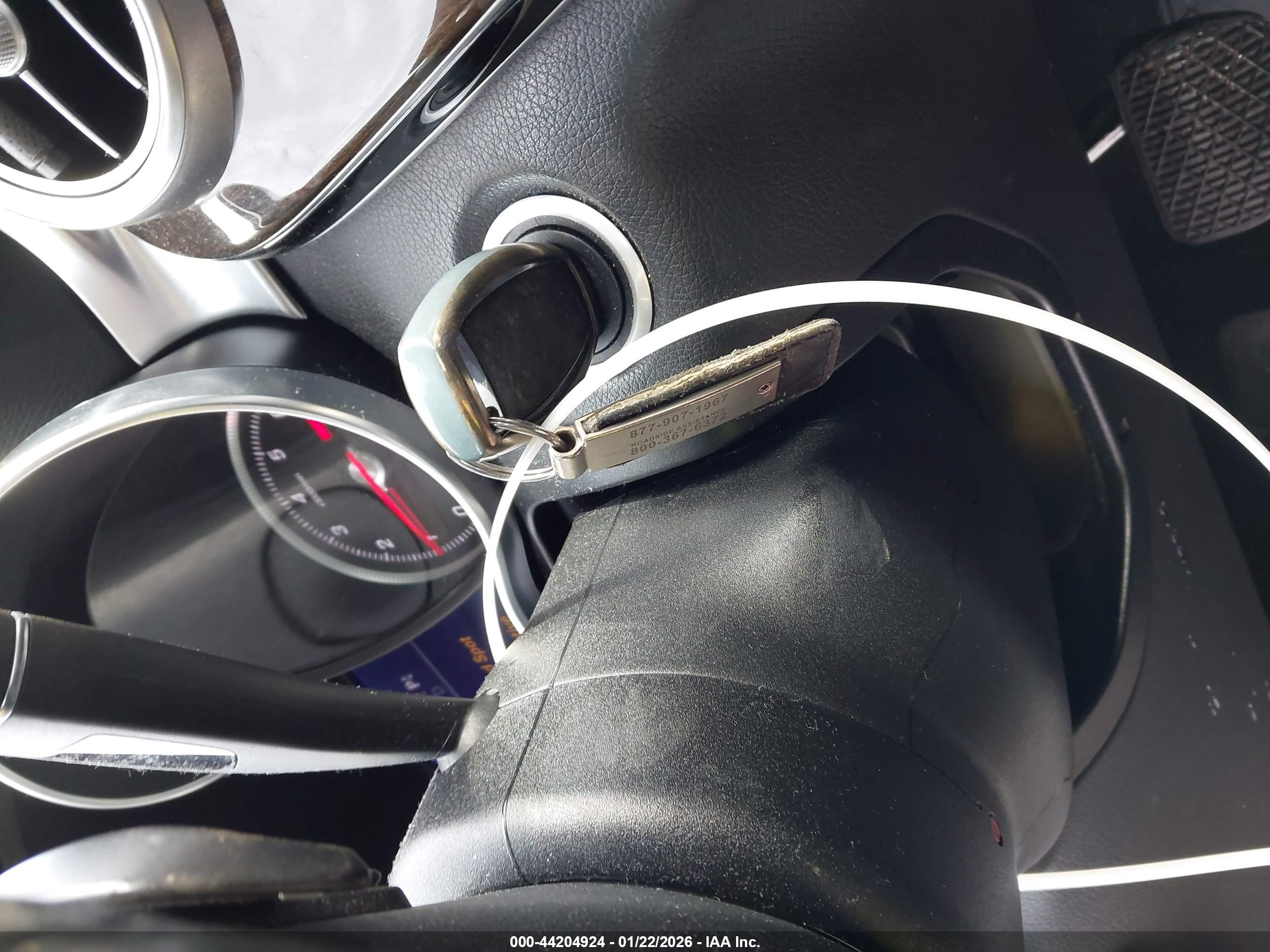 MERCEDES-BENZ C image 11