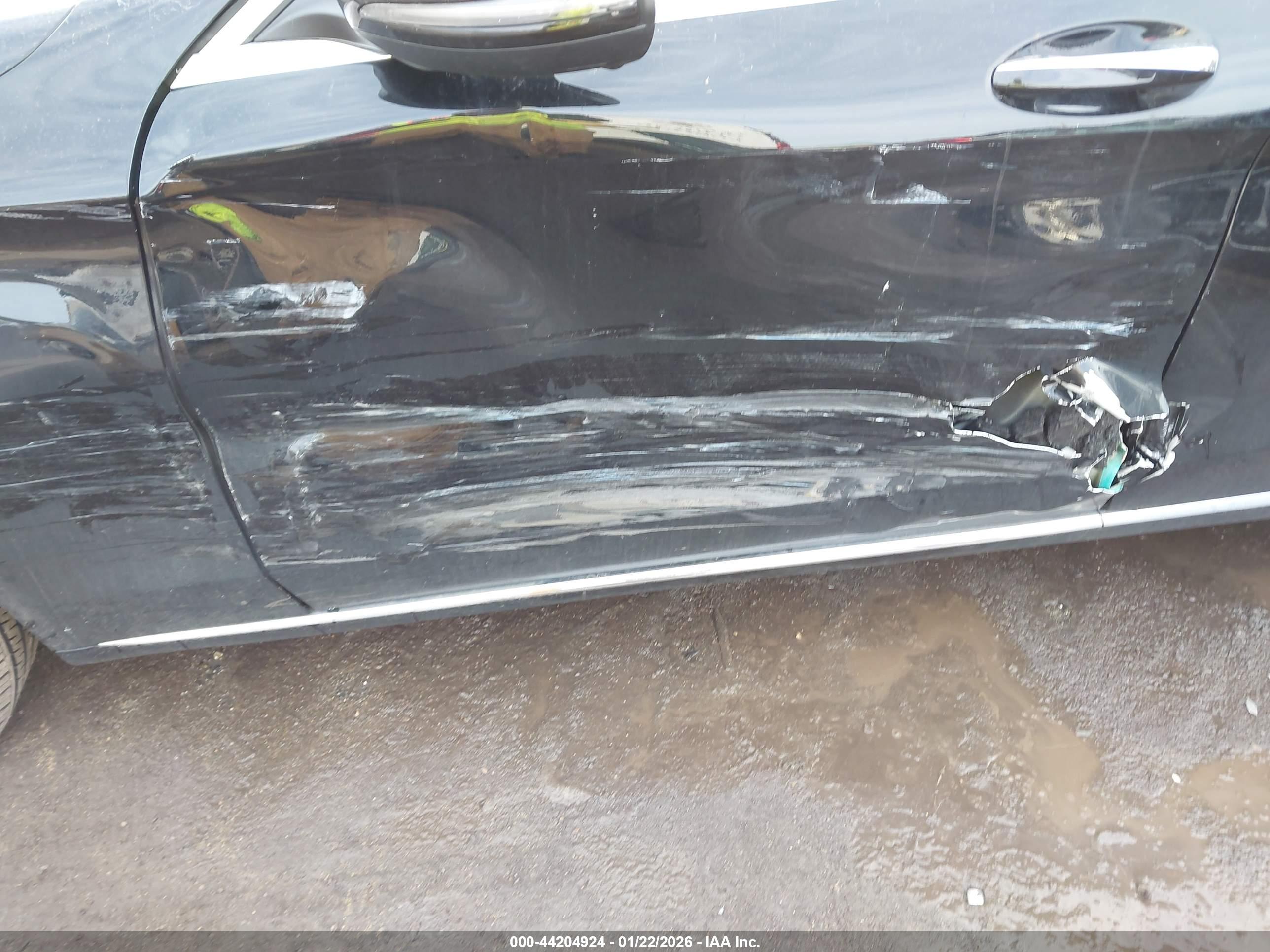 MERCEDES-BENZ C image 6