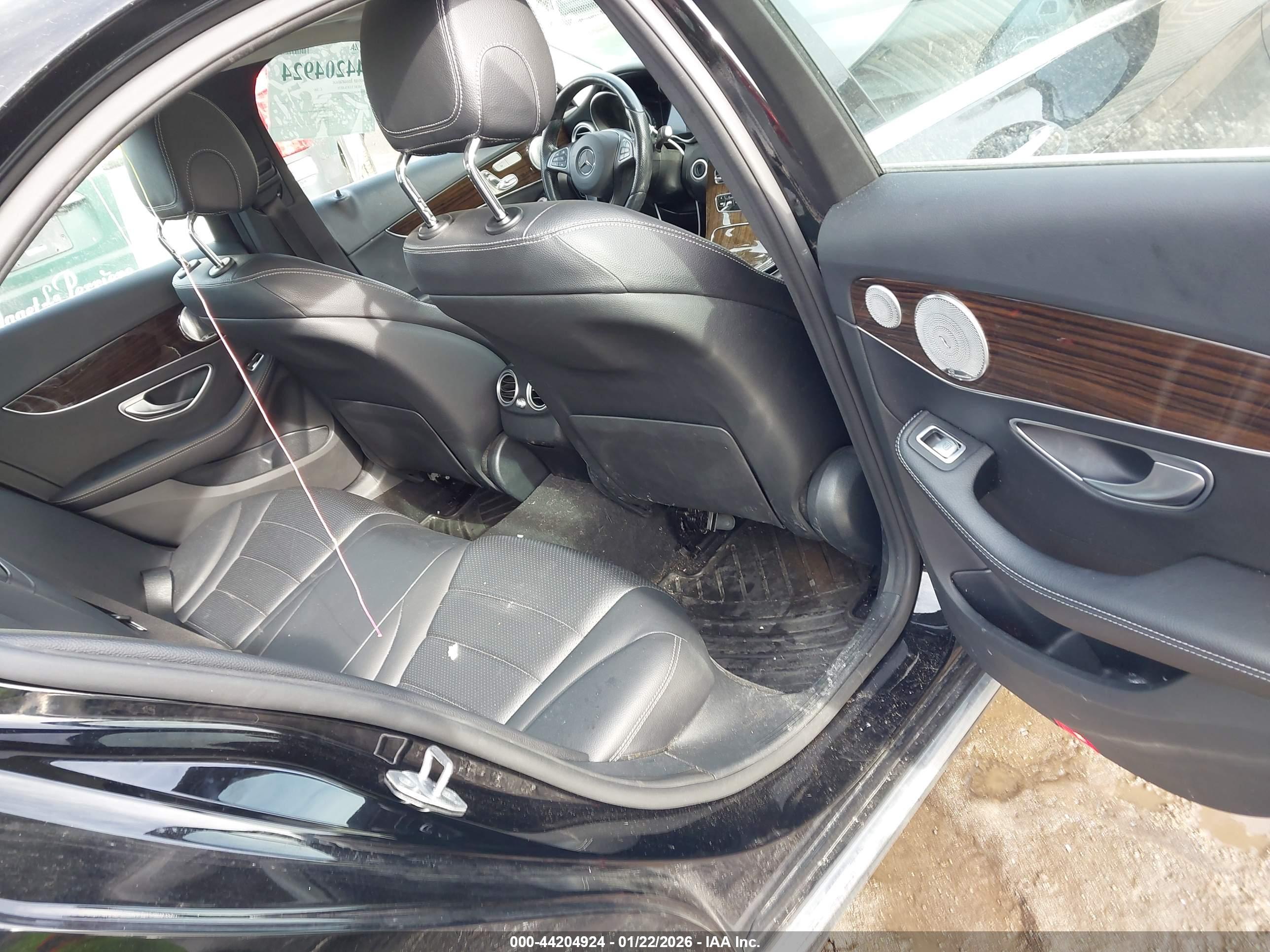 MERCEDES-BENZ C image 8