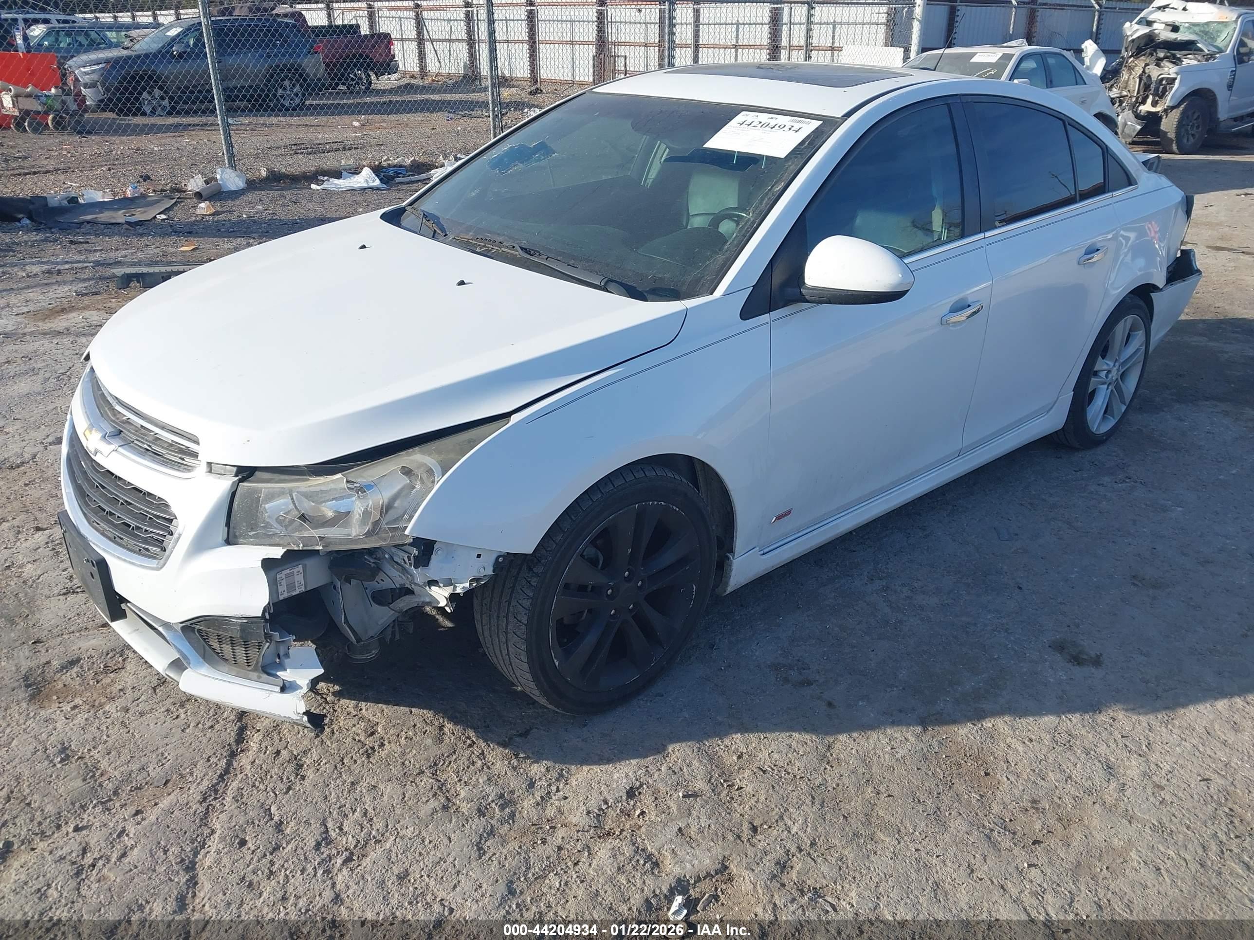 CHEVROLET CRUZE image 2