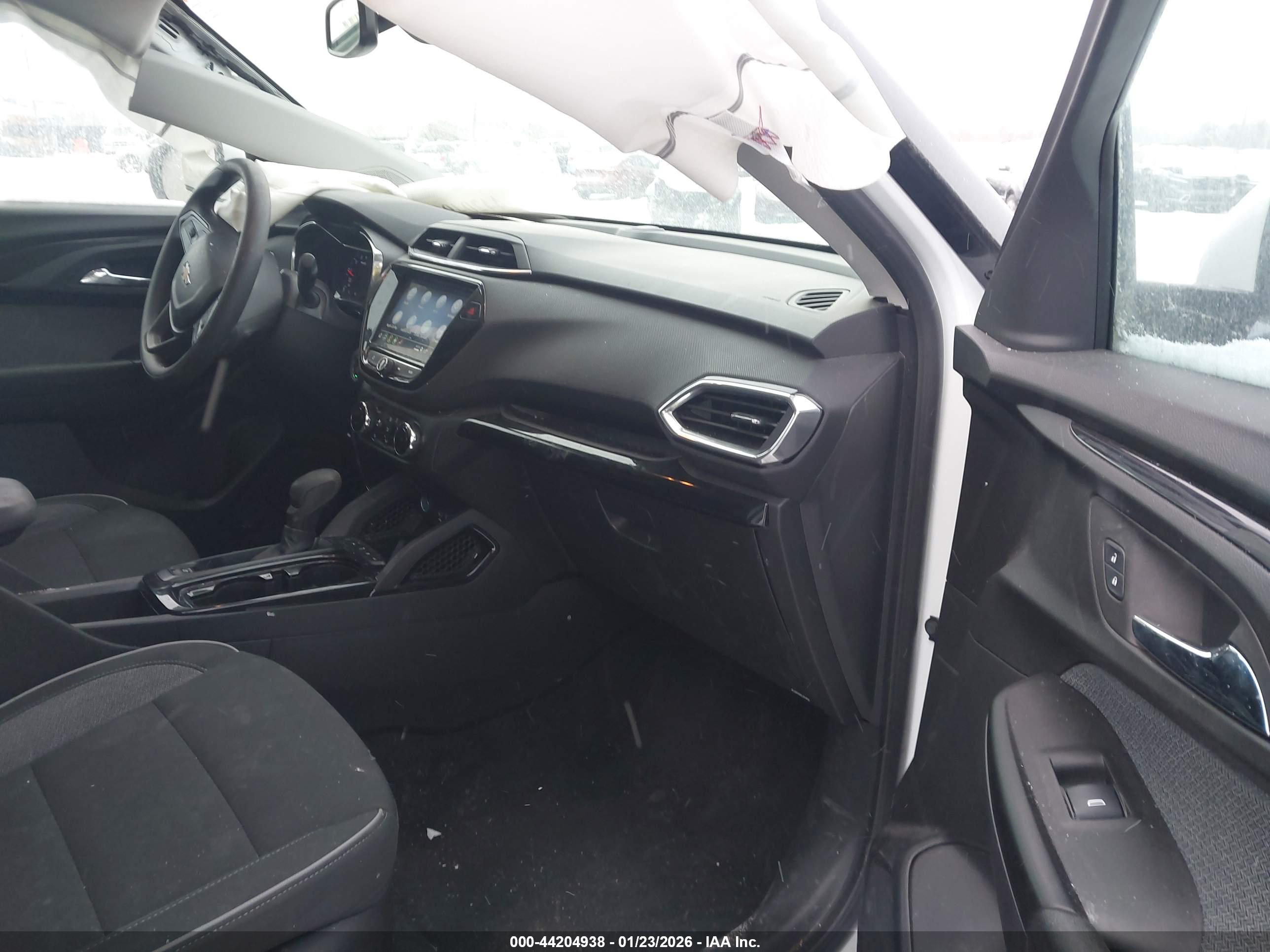 CHEVROLET TRAILBLAZER image 5