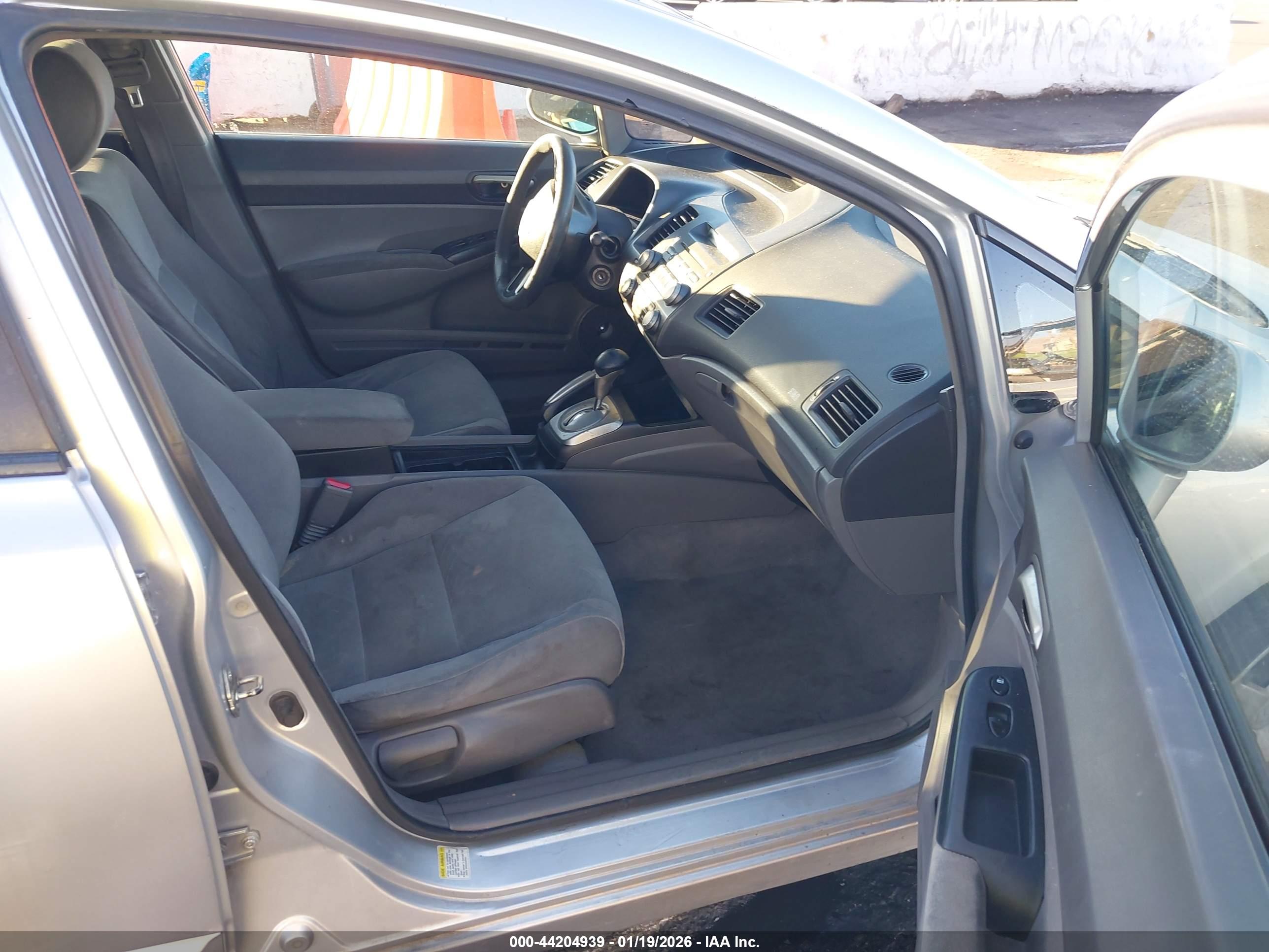 HONDA CIVIC image 5