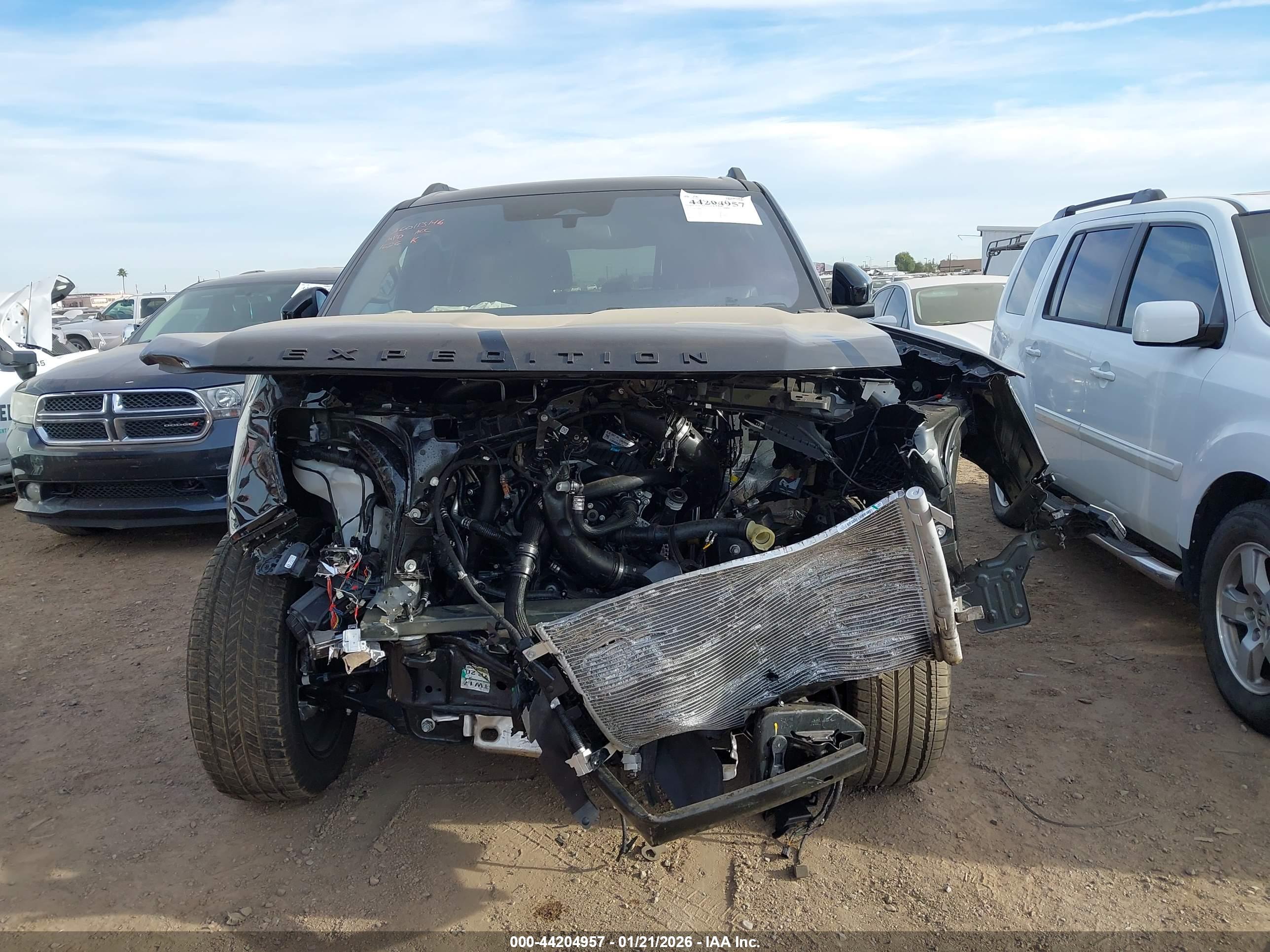 FORD EXPEDITION image 6