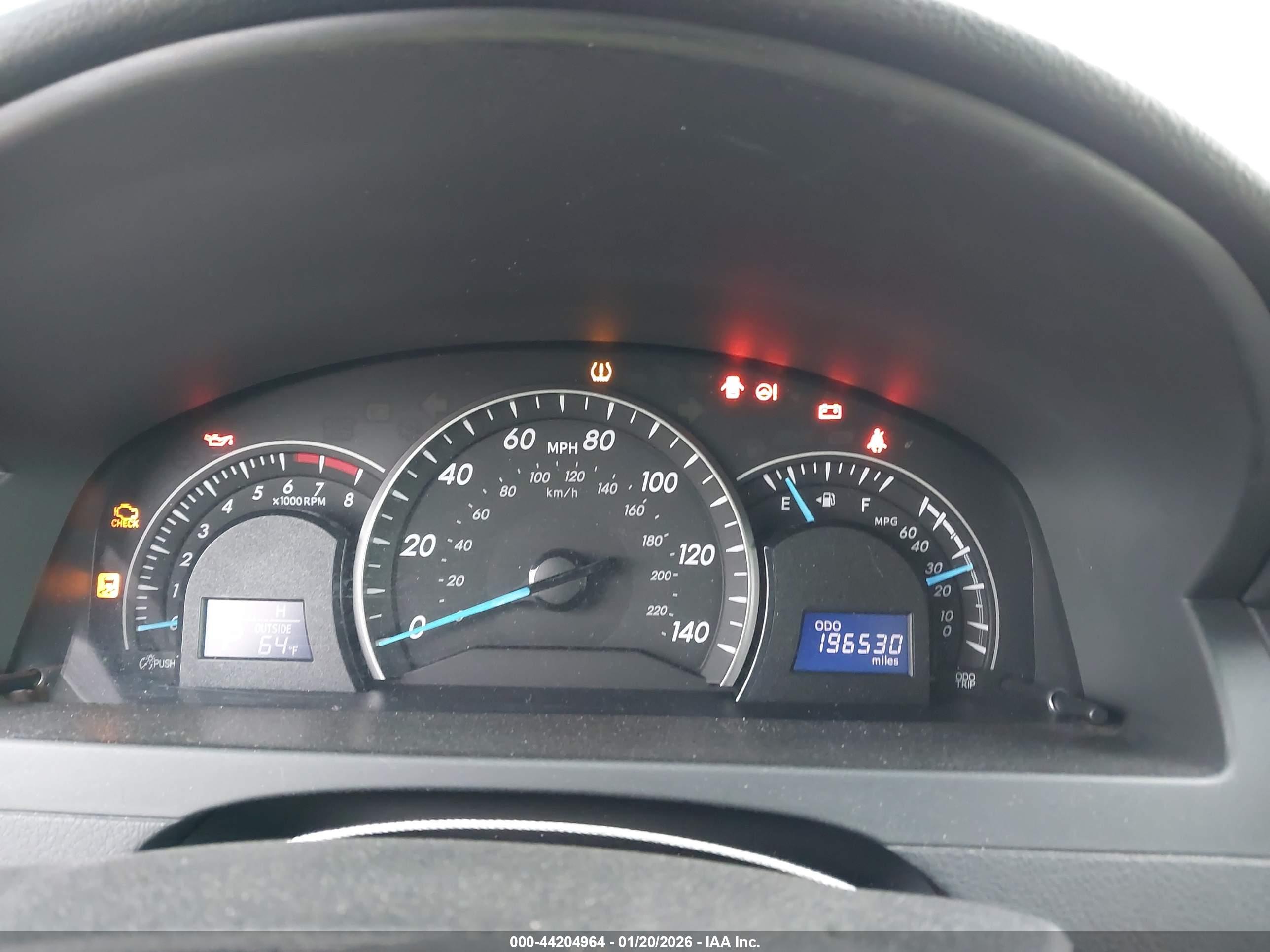TOYOTA CAMRY image 7