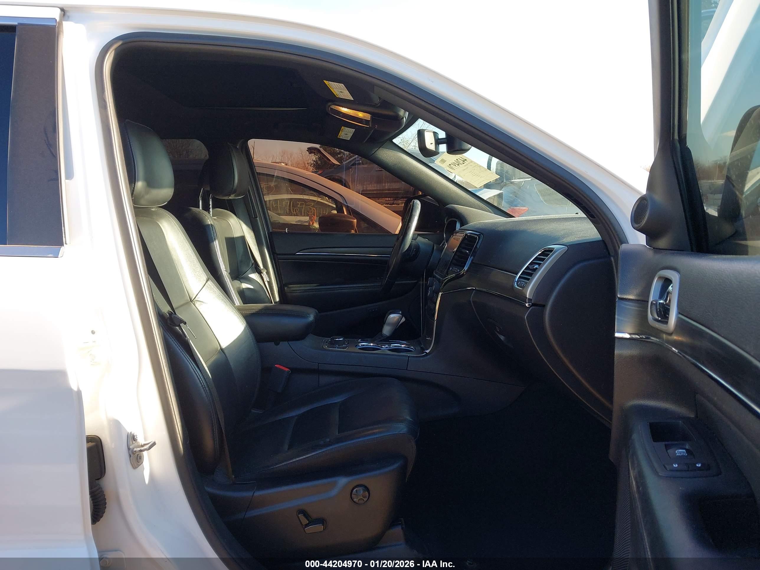 JEEP GRAND image 5