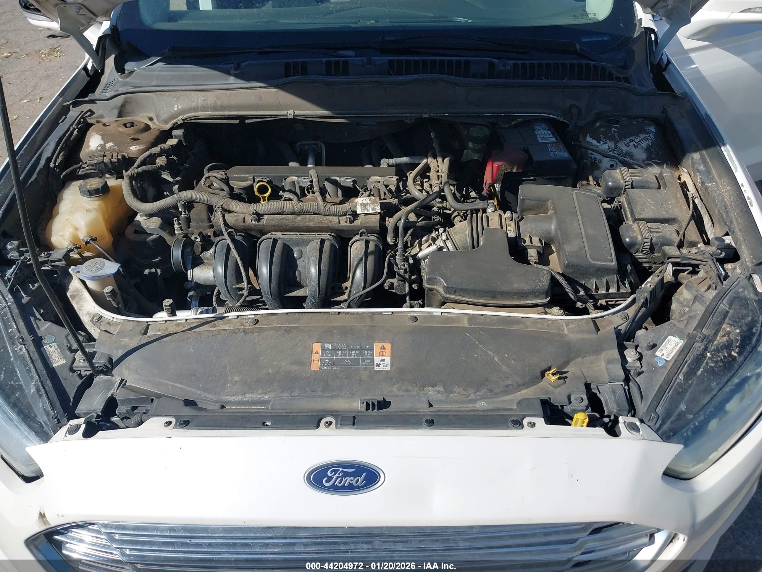 FORD FUSION image 10