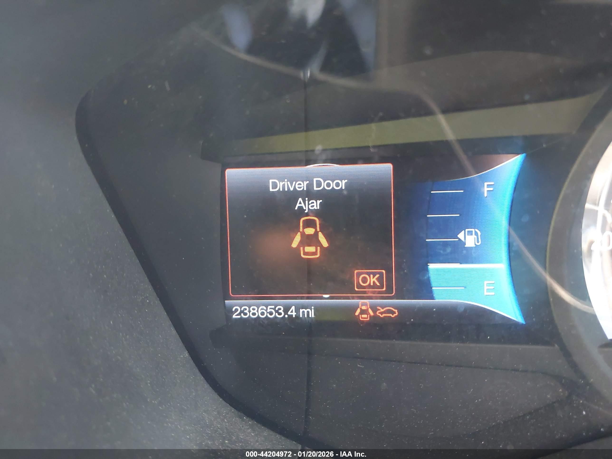 FORD FUSION image 7