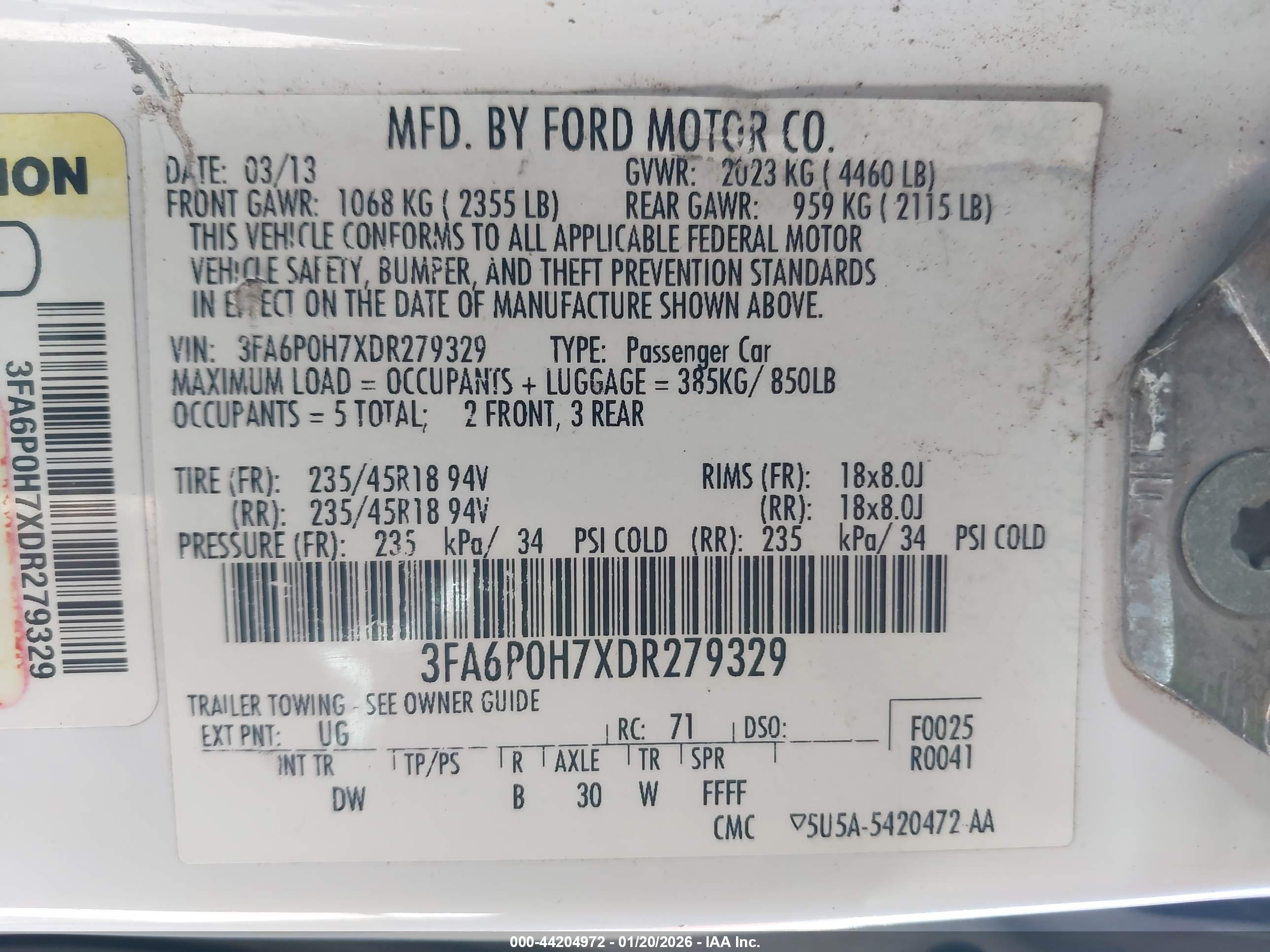 FORD FUSION image 9