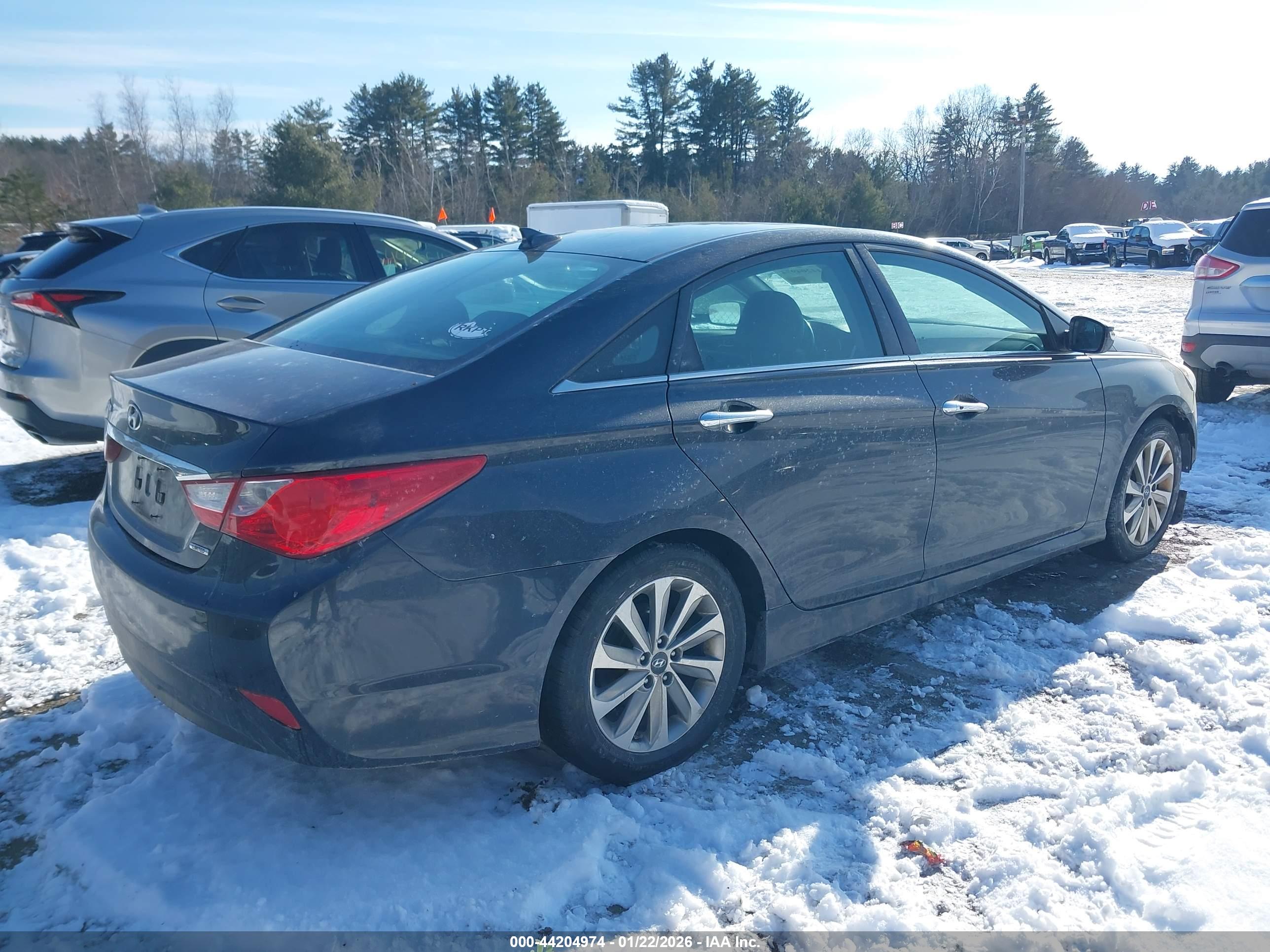 HYUNDAI SONATA image 4