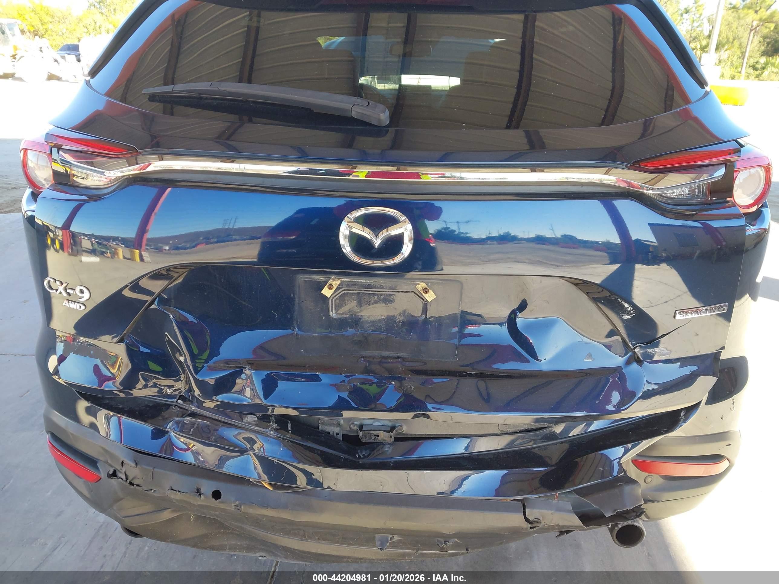 MAZDA CX-9 image 6