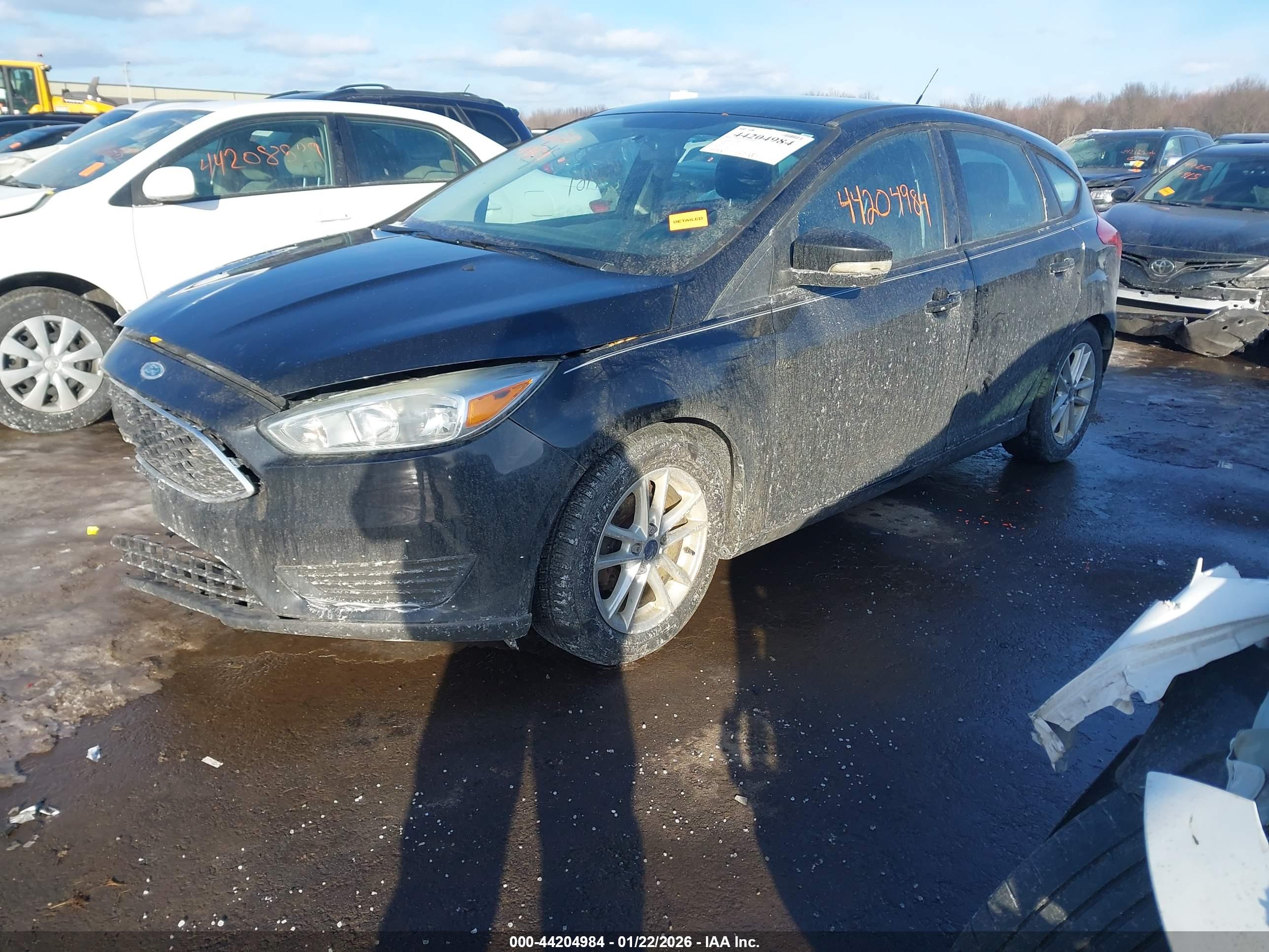 FORD FOCUS image 2