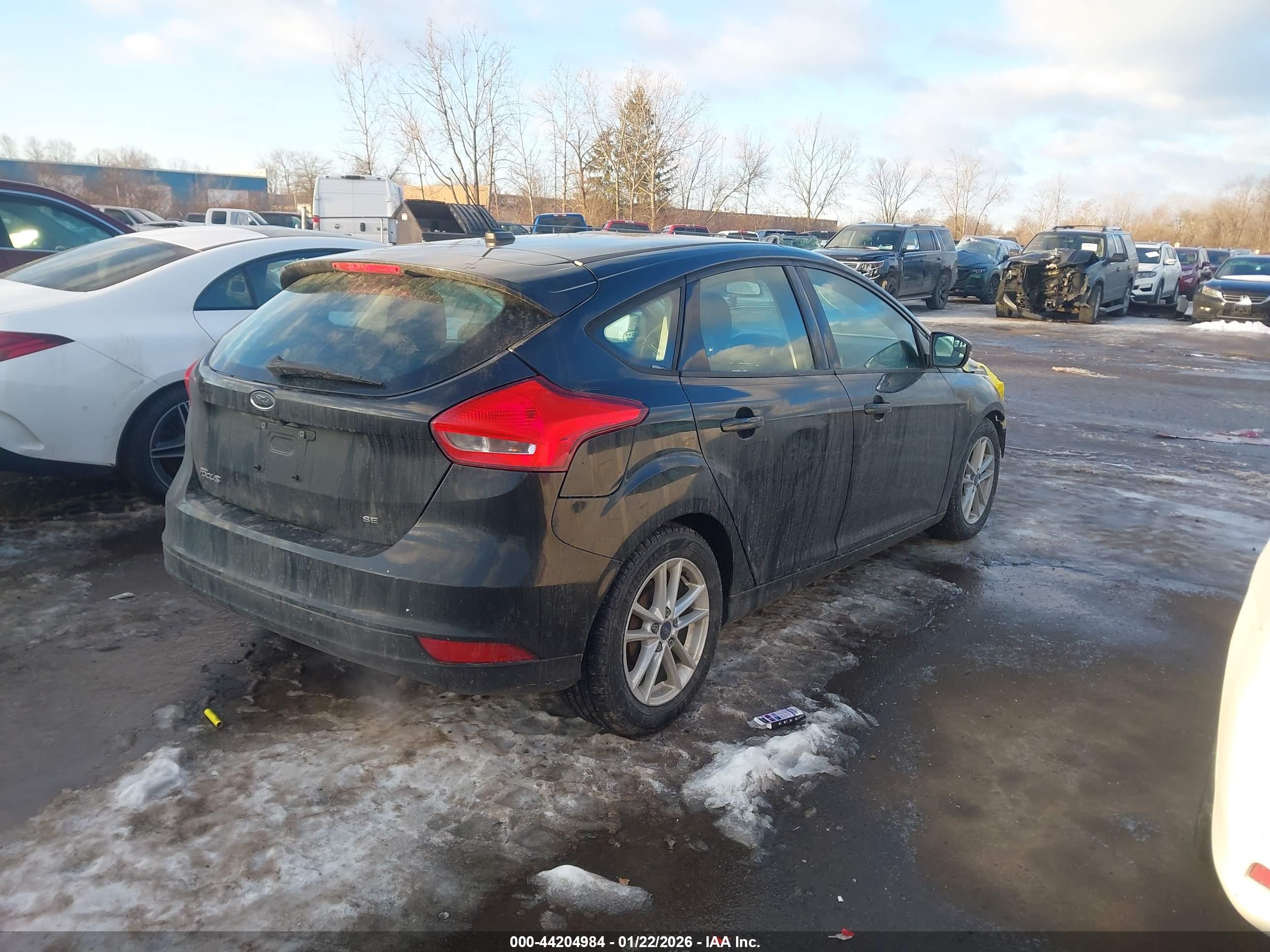 FORD FOCUS image 4