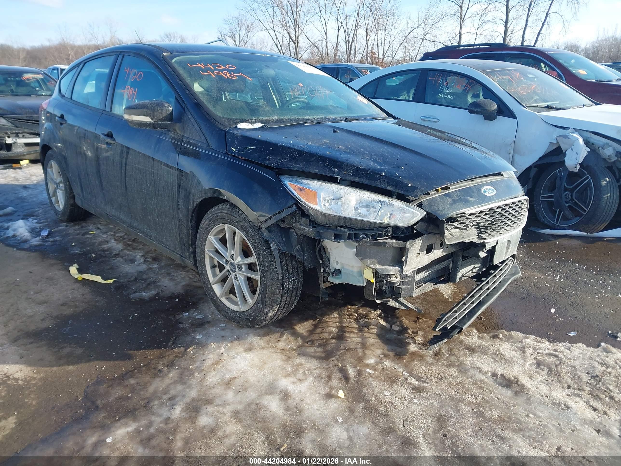 FORD FOCUS image 6