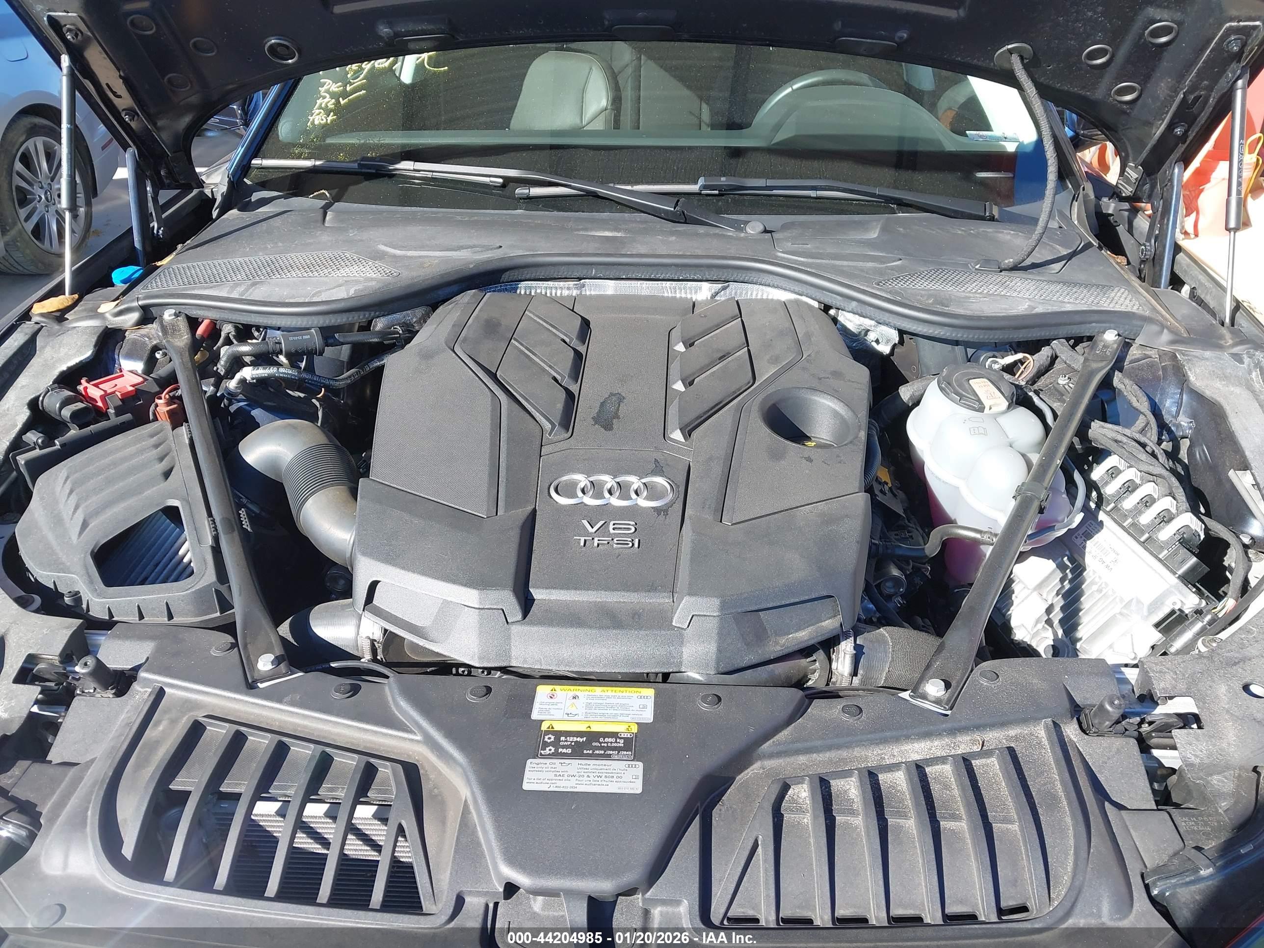 AUDI A8 image 10