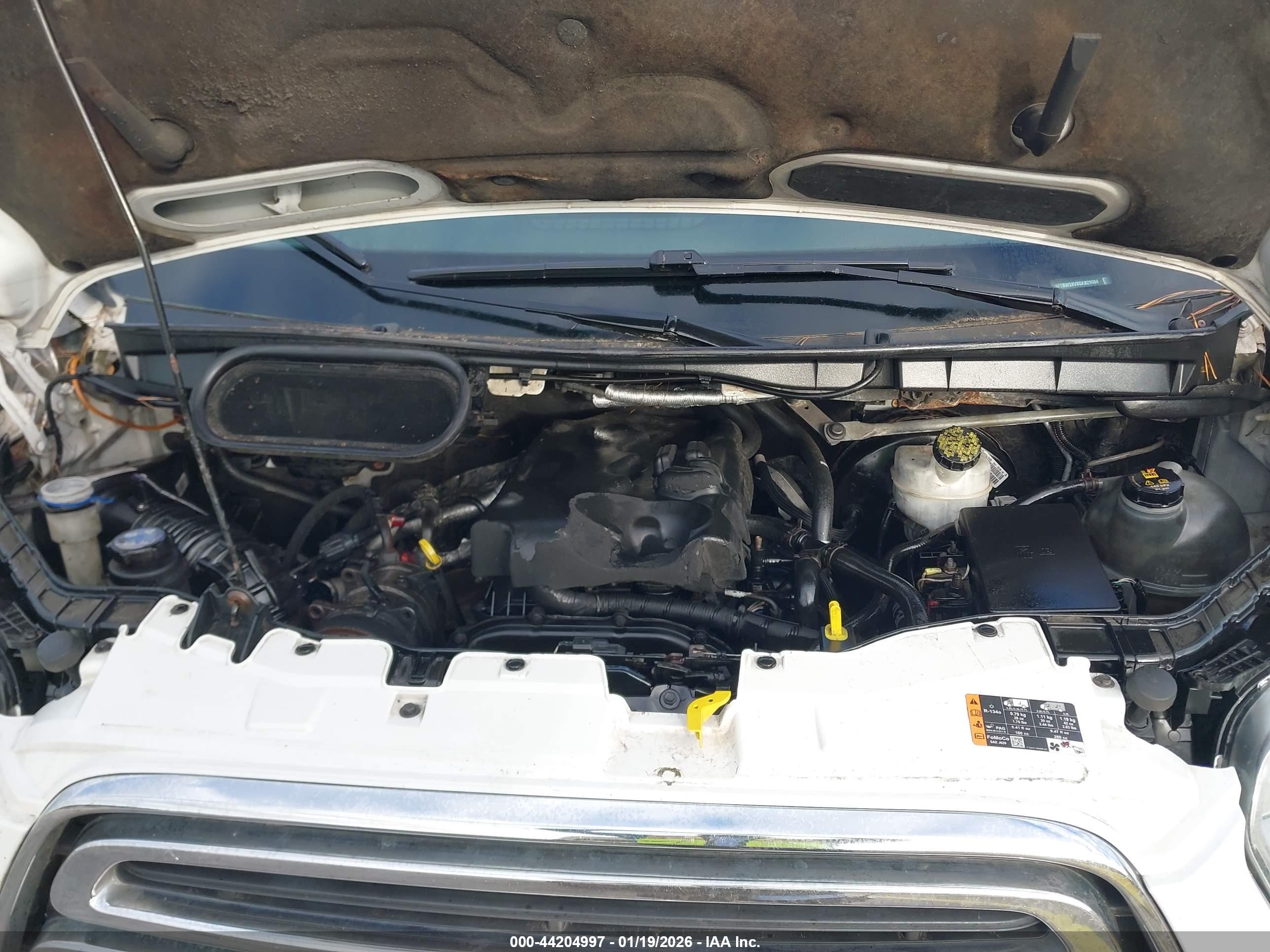 FORD TRANSIT-350 image 10