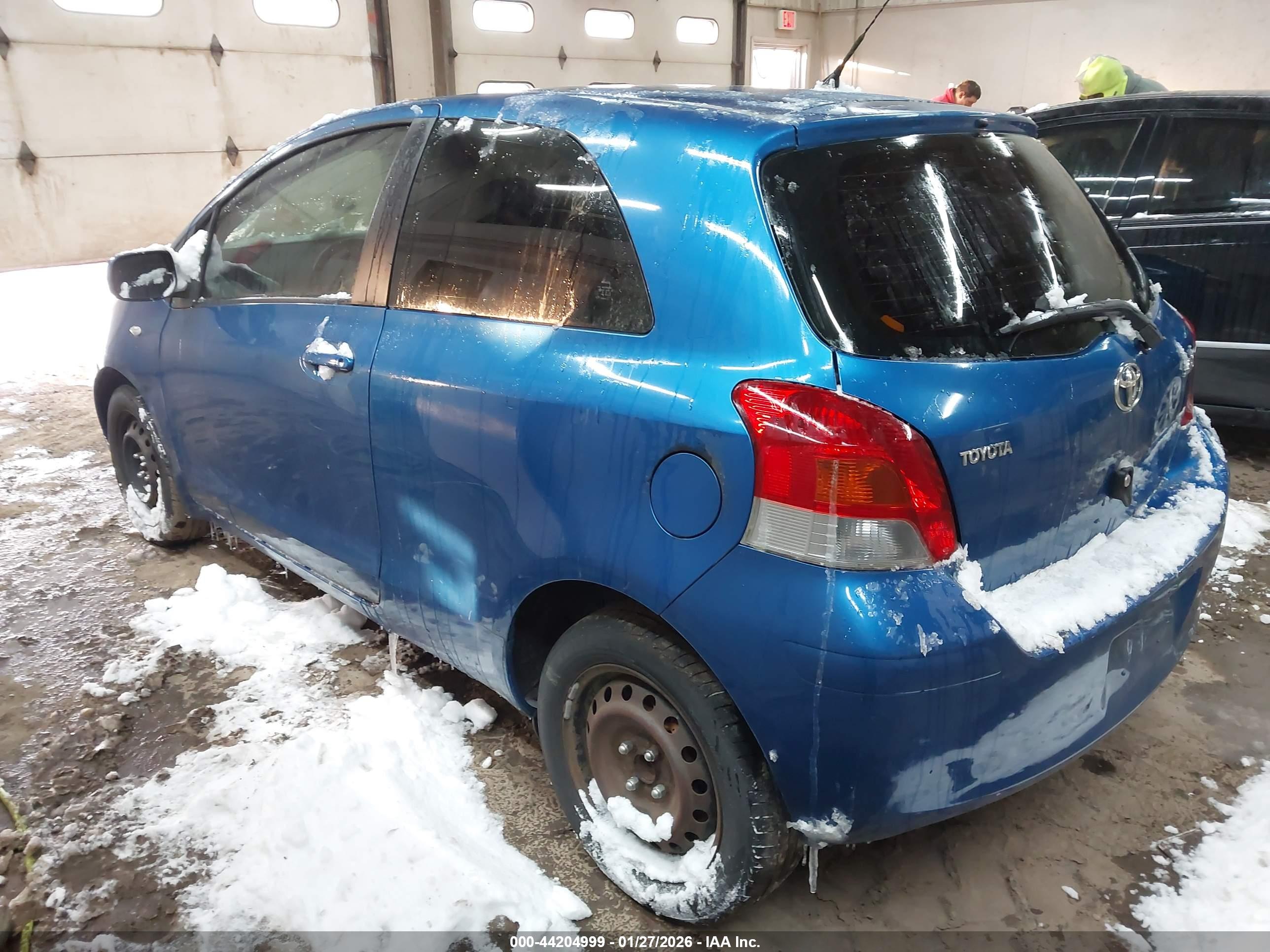 TOYOTA YARIS image 3