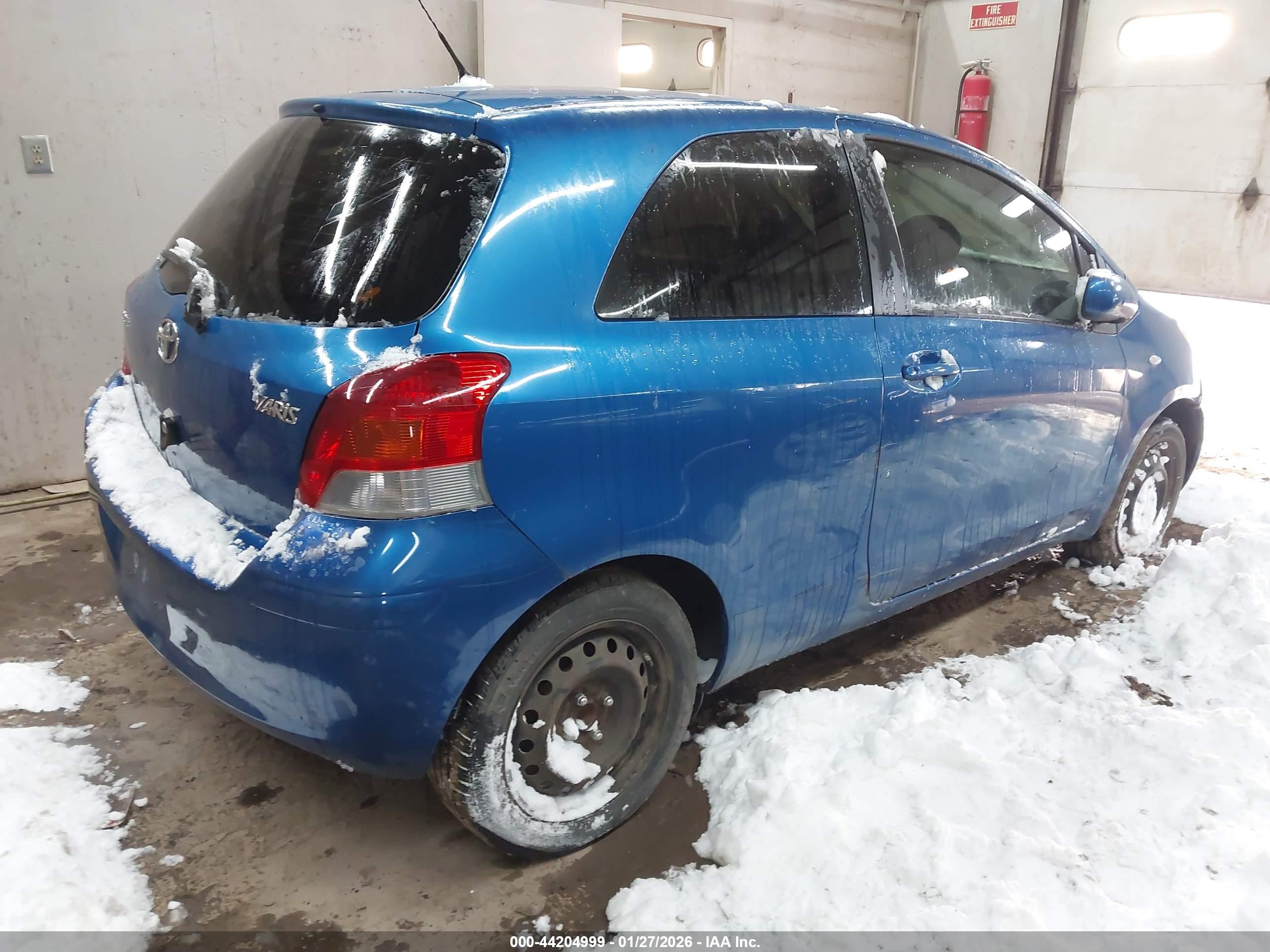 TOYOTA YARIS image 4