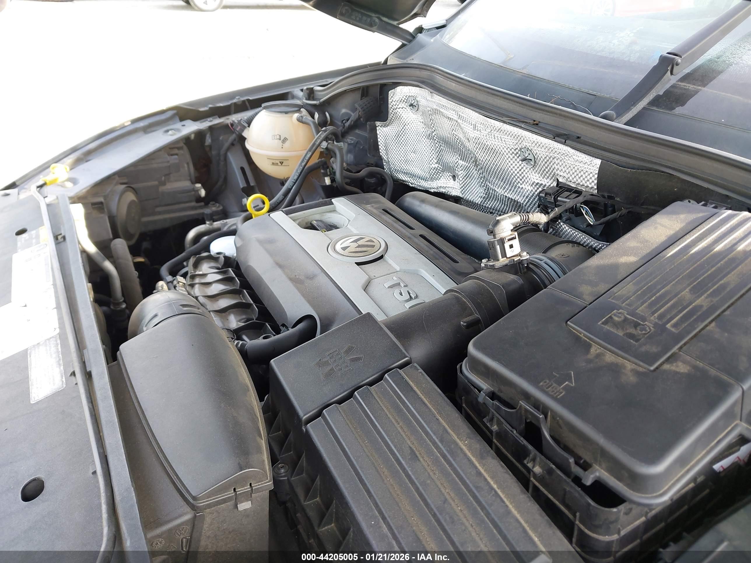 VOLKSWAGEN TIGUAN image 10