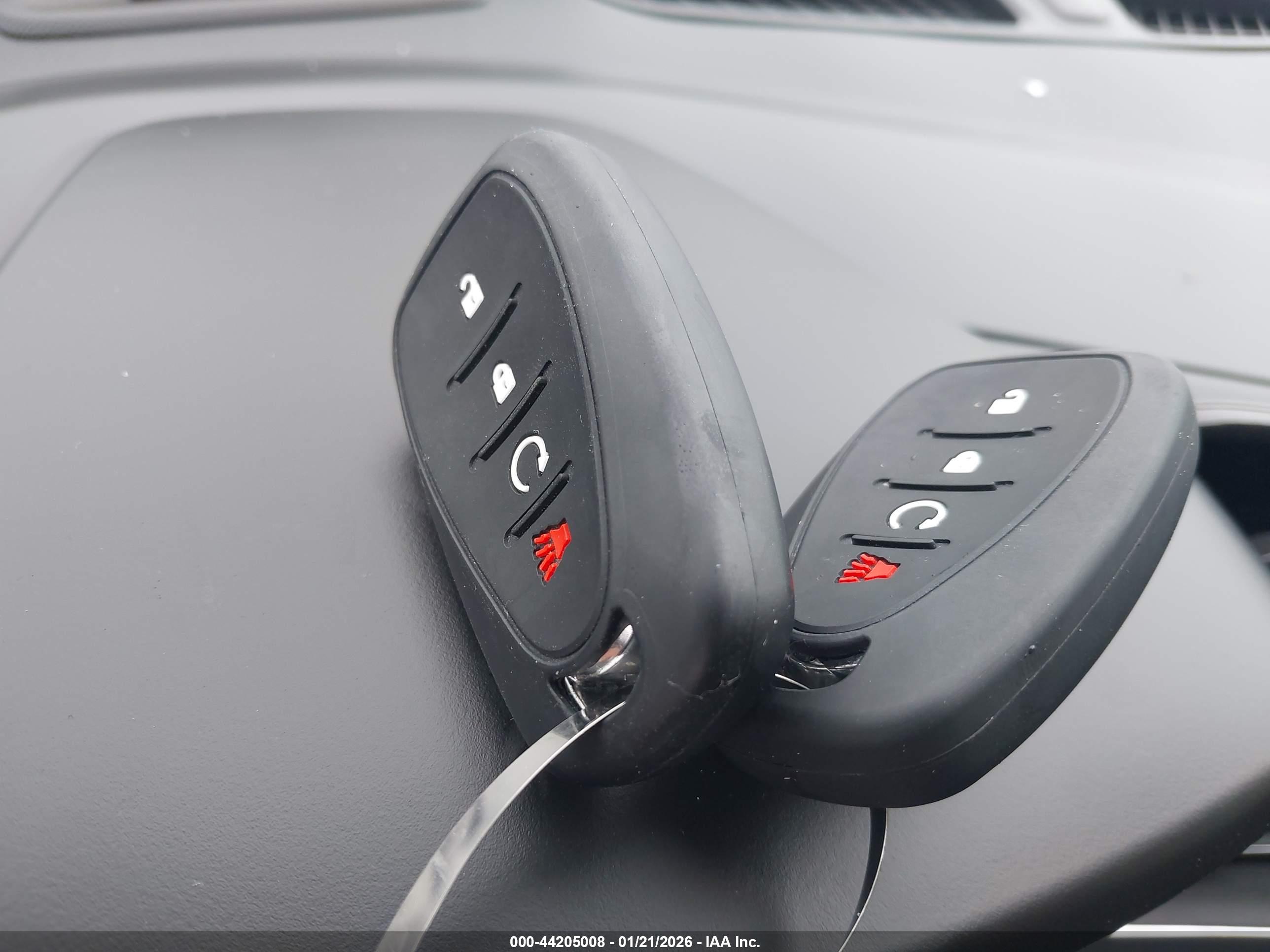 CHEVROLET TRAX image 11