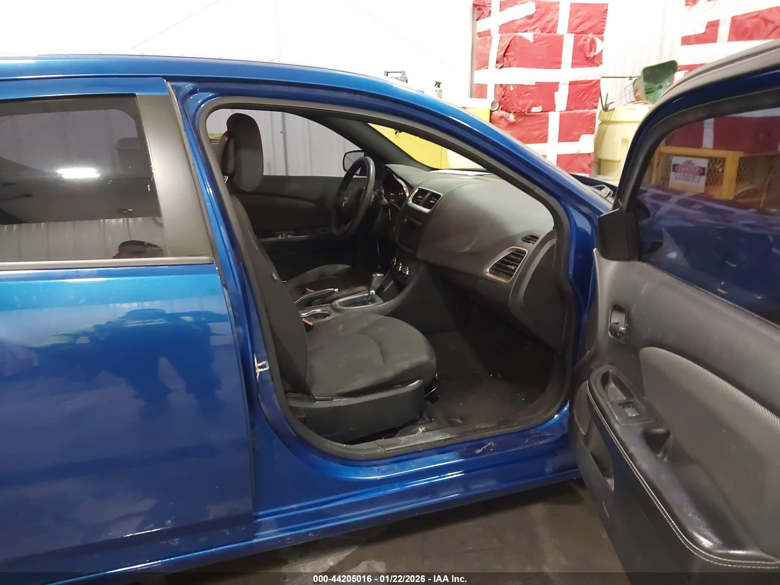 DODGE AVENGER image 5