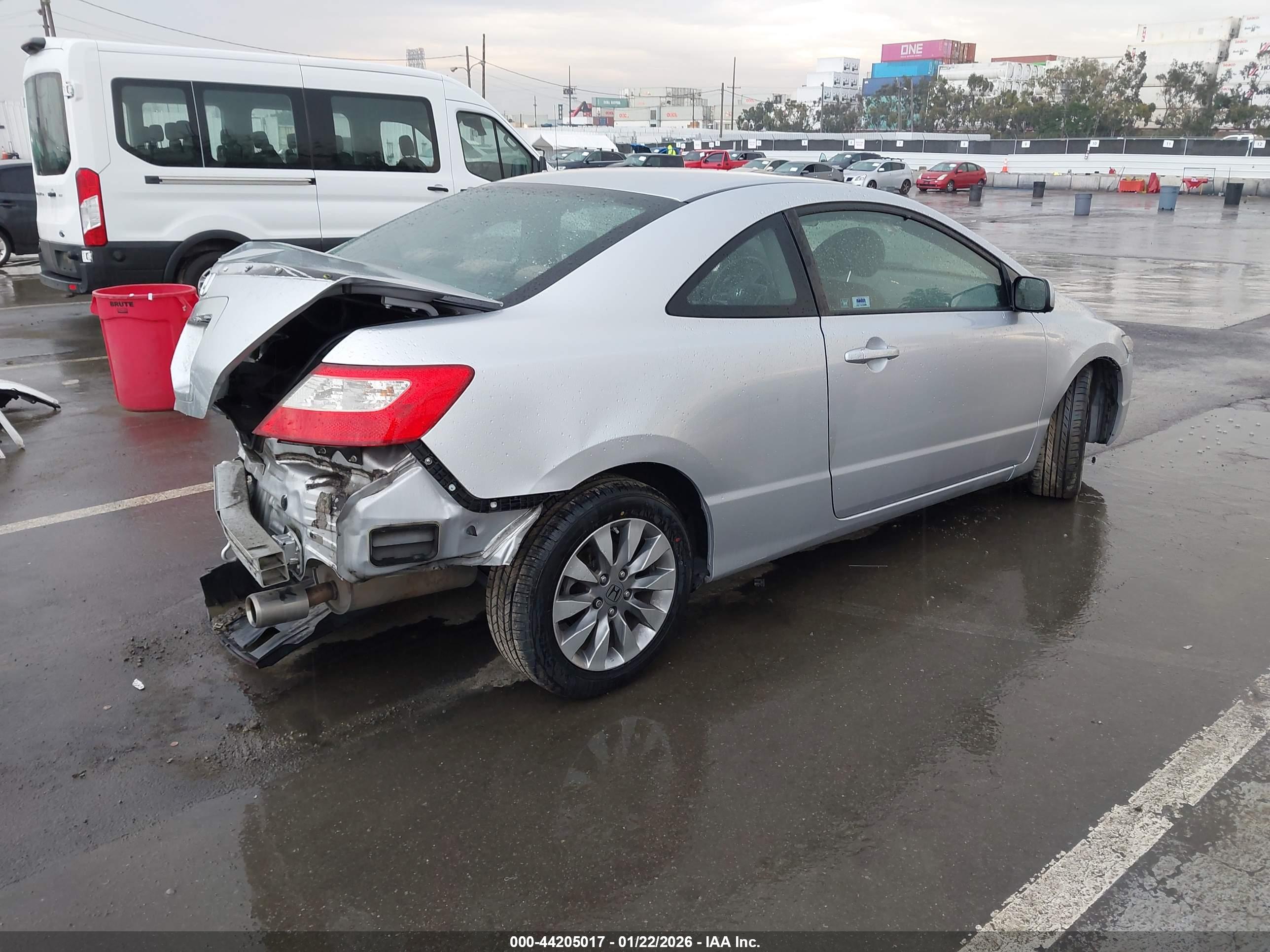 HONDA CIVIC image 4