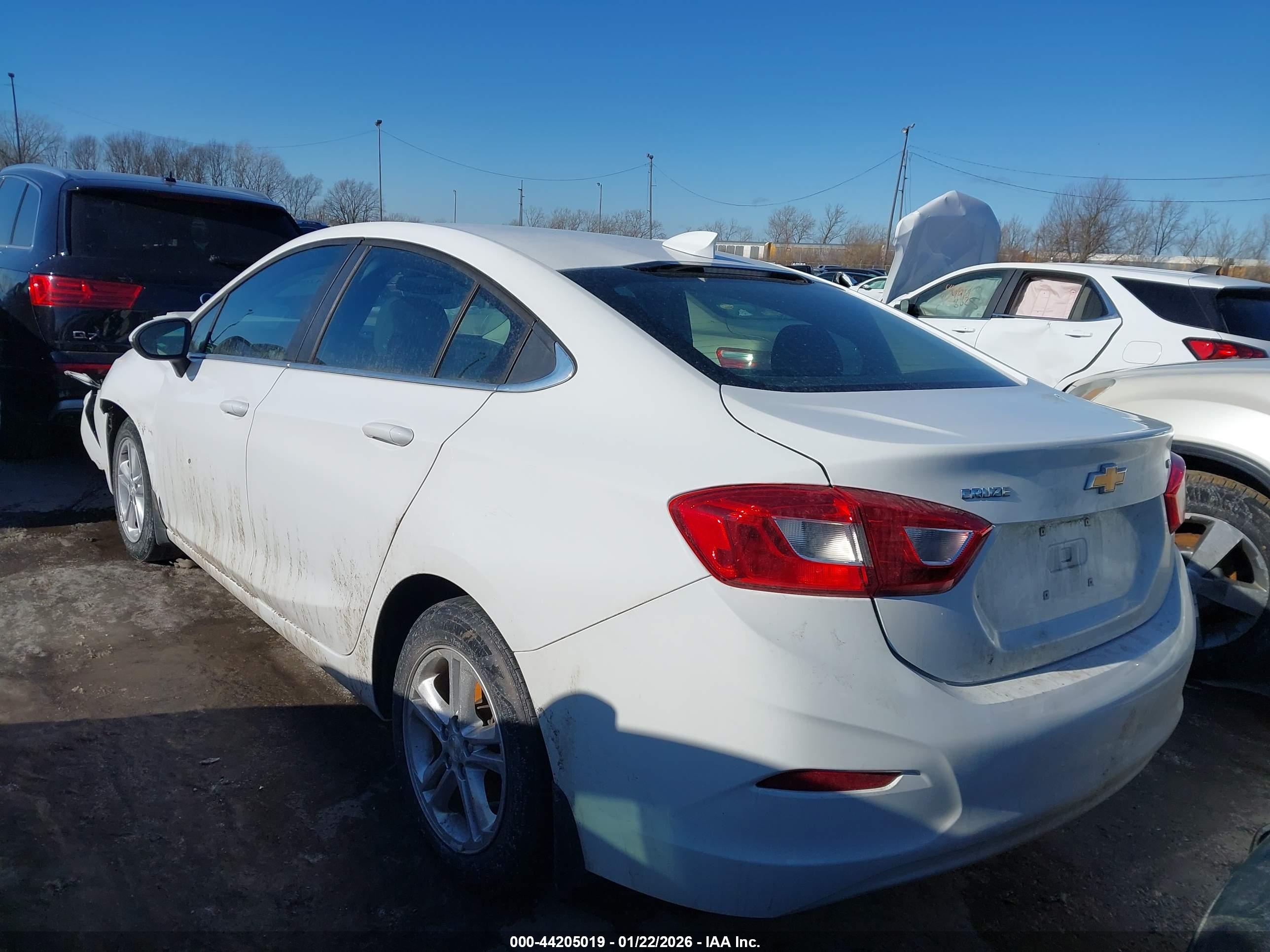 CHEVROLET CRUZE image 3