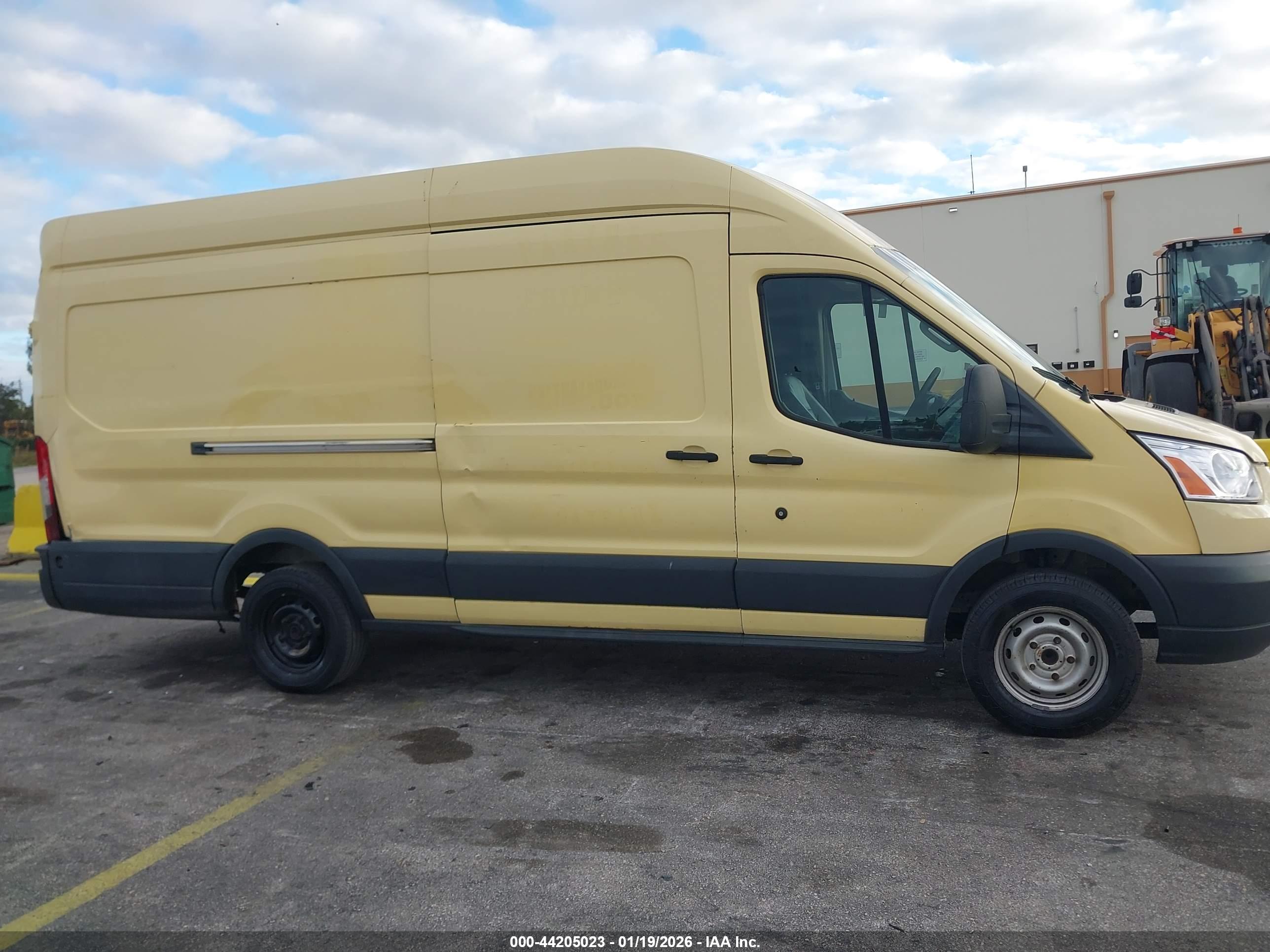 FORD TRANSIT-350 image 6