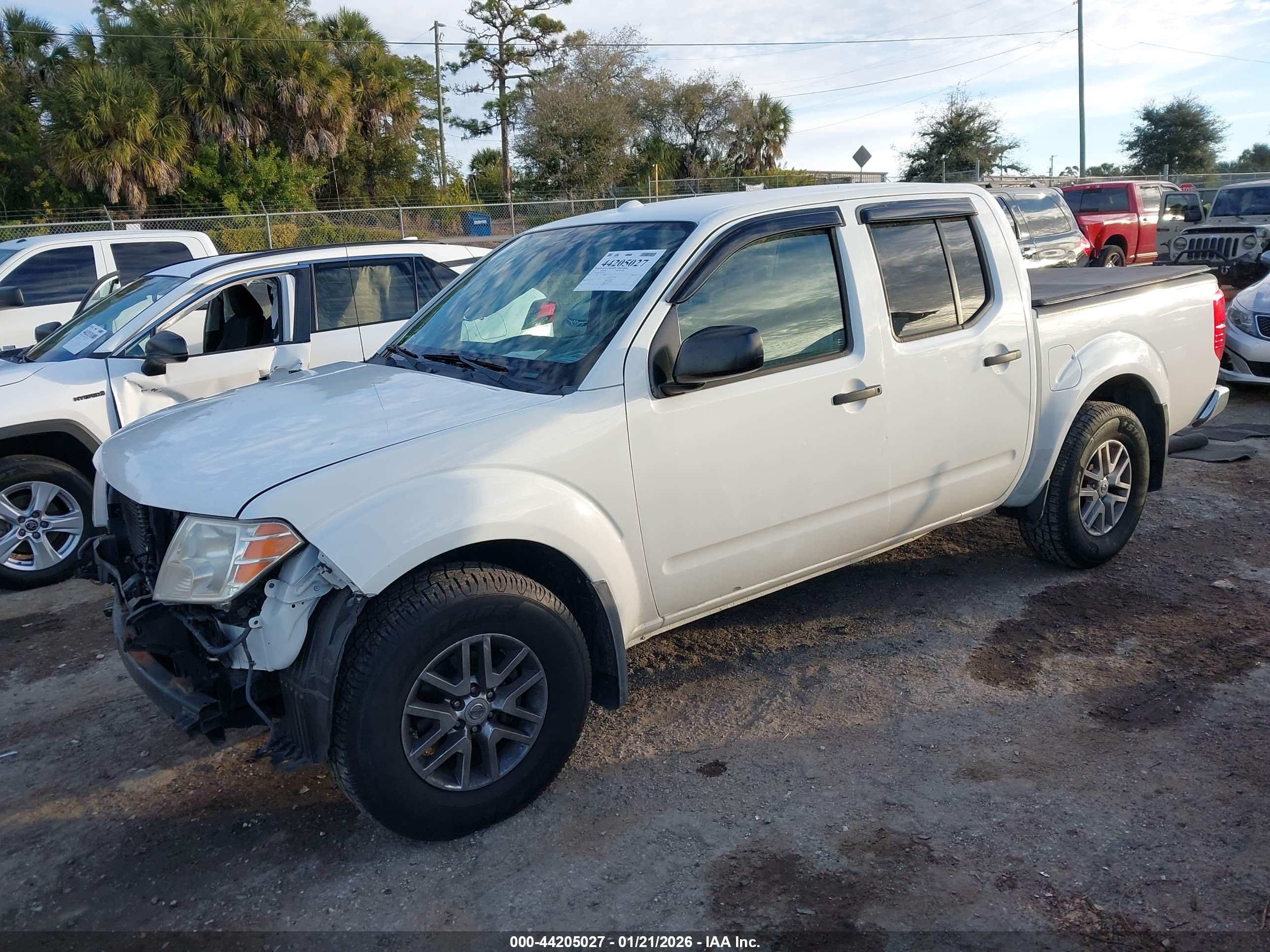 NISSAN FRONTIER image 2